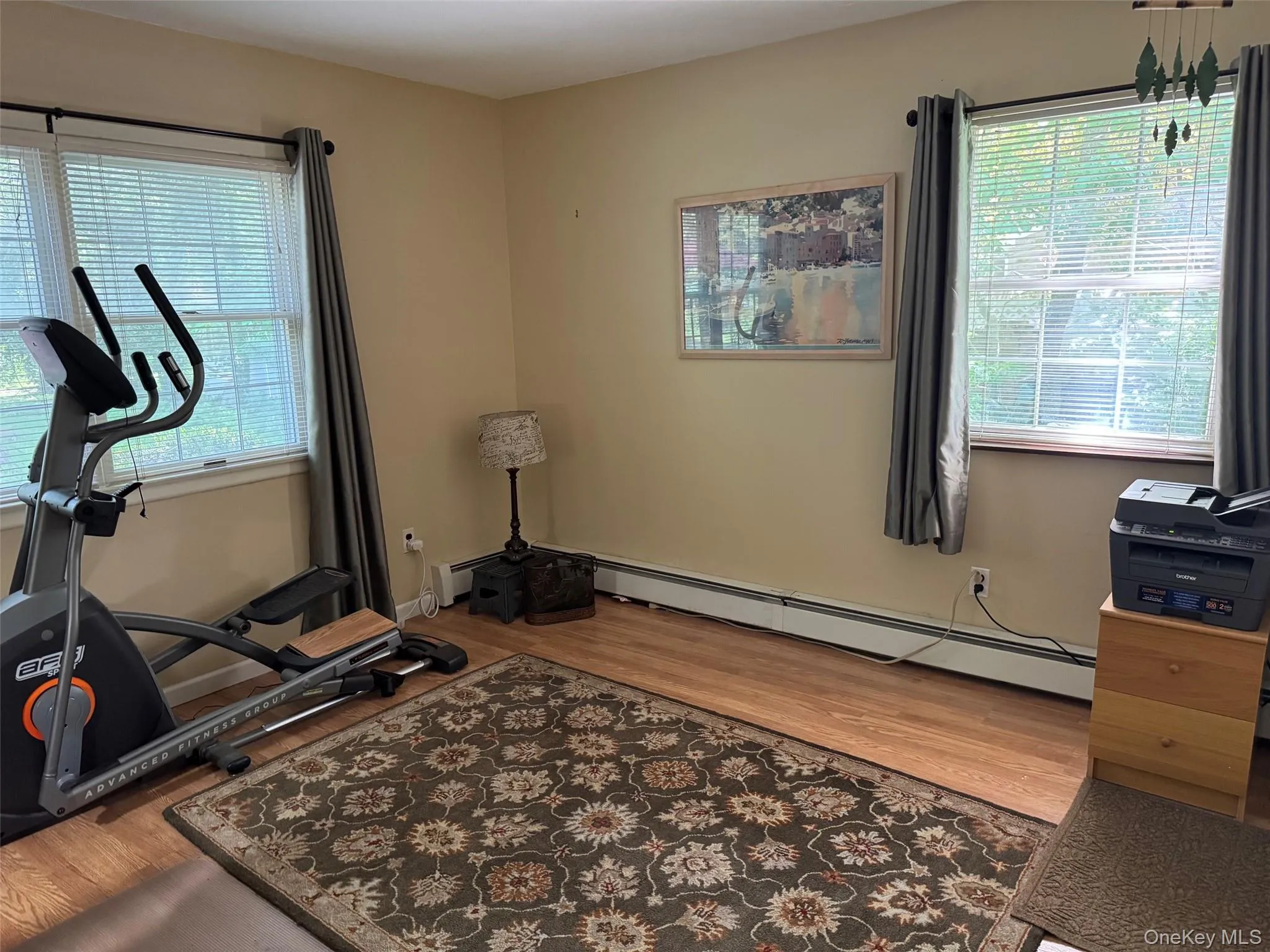 Bedroom/office Bedroom/office
