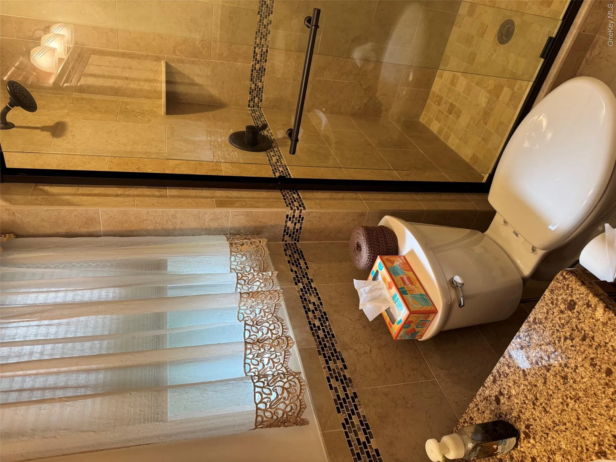 20 Oak Tree Drive, Smithtown, NY, 4 Bedrooms Bedrooms, 8 Rooms Rooms,3 BathroomsBathrooms,Residential,For Rent,Oak Tree,0,999827 20 Oak Tree Drive, Smithtown, NY, 4 Bedrooms Bedrooms, 8 Rooms Rooms,3 BathroomsBathrooms,Residential,For Rent,Oak Tree,0,999827