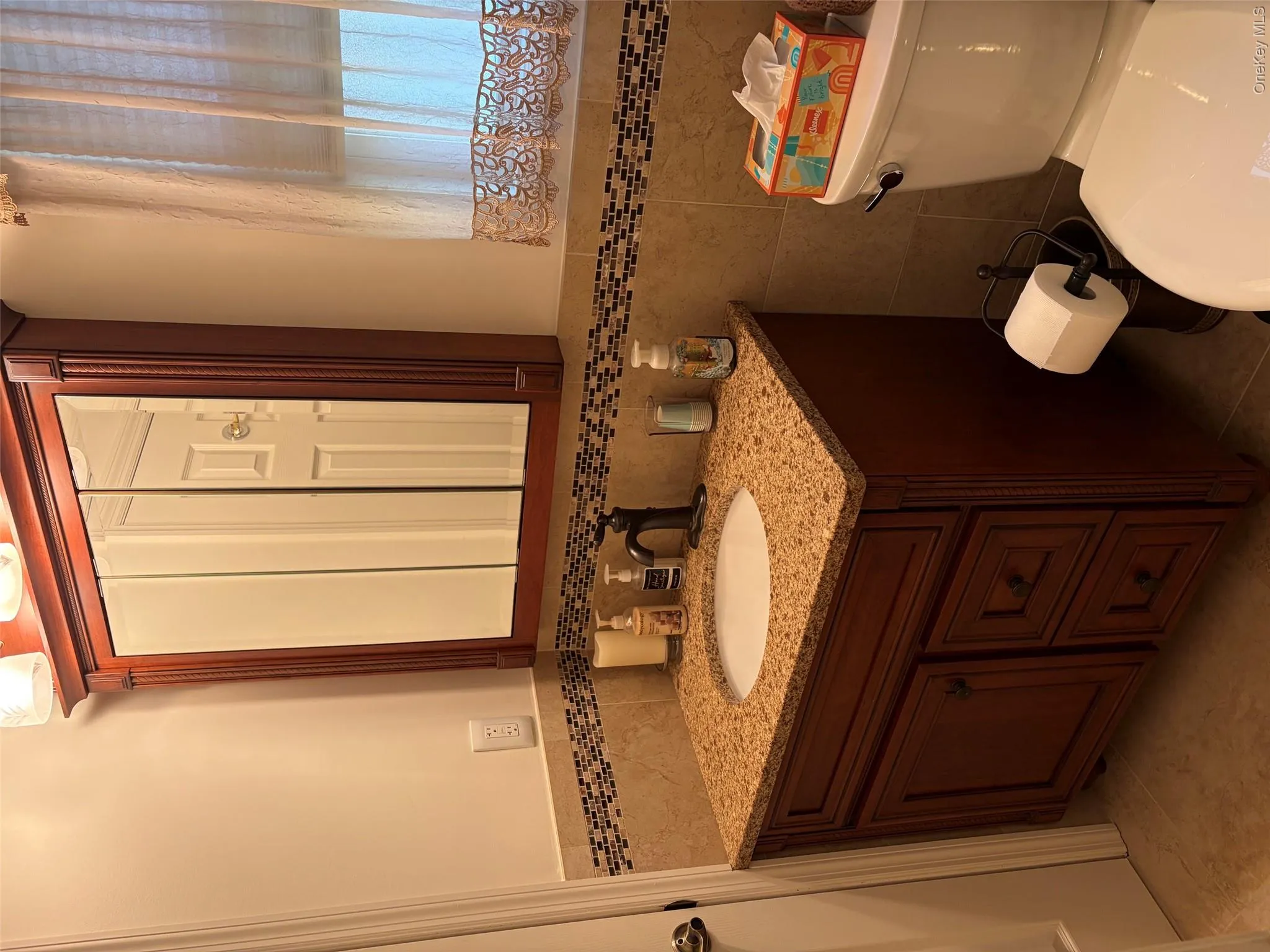 20 Oak Tree Drive, Smithtown, NY, 4 Bedrooms Bedrooms, 8 Rooms Rooms,3 BathroomsBathrooms,Residential,For Rent,Oak Tree,0,999827 20 Oak Tree Drive, Smithtown, NY, 4 Bedrooms Bedrooms, 8 Rooms Rooms,3 BathroomsBathrooms,Residential,For Rent,Oak Tree,0,999827
