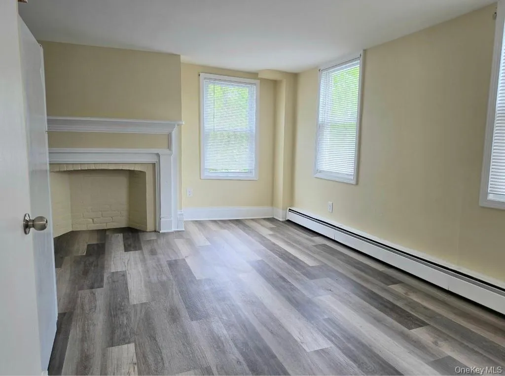 559 State Route 32, Woodbury, NY, 1 Room Rooms,1 BathroomBathrooms,Residential Lease,For Rent,State Route 32,0,999836 559 State Route 32, Woodbury, NY, 1 Room Rooms,1 BathroomBathrooms,Residential Lease,For Rent,State Route 32,0,999836