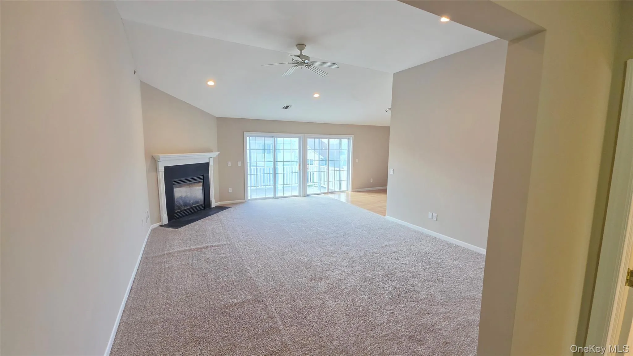 26 Rose Lane, Brookhaven, NY, 2 Bedrooms Bedrooms, 5 Rooms Rooms,2 BathroomsBathrooms,Residential Sale,For Rent,Rose,0,999845 26 Rose Lane, Brookhaven, NY, 2 Bedrooms Bedrooms, 5 Rooms Rooms,2 BathroomsBathrooms,Residential Sale,For Rent,Rose,0,999845