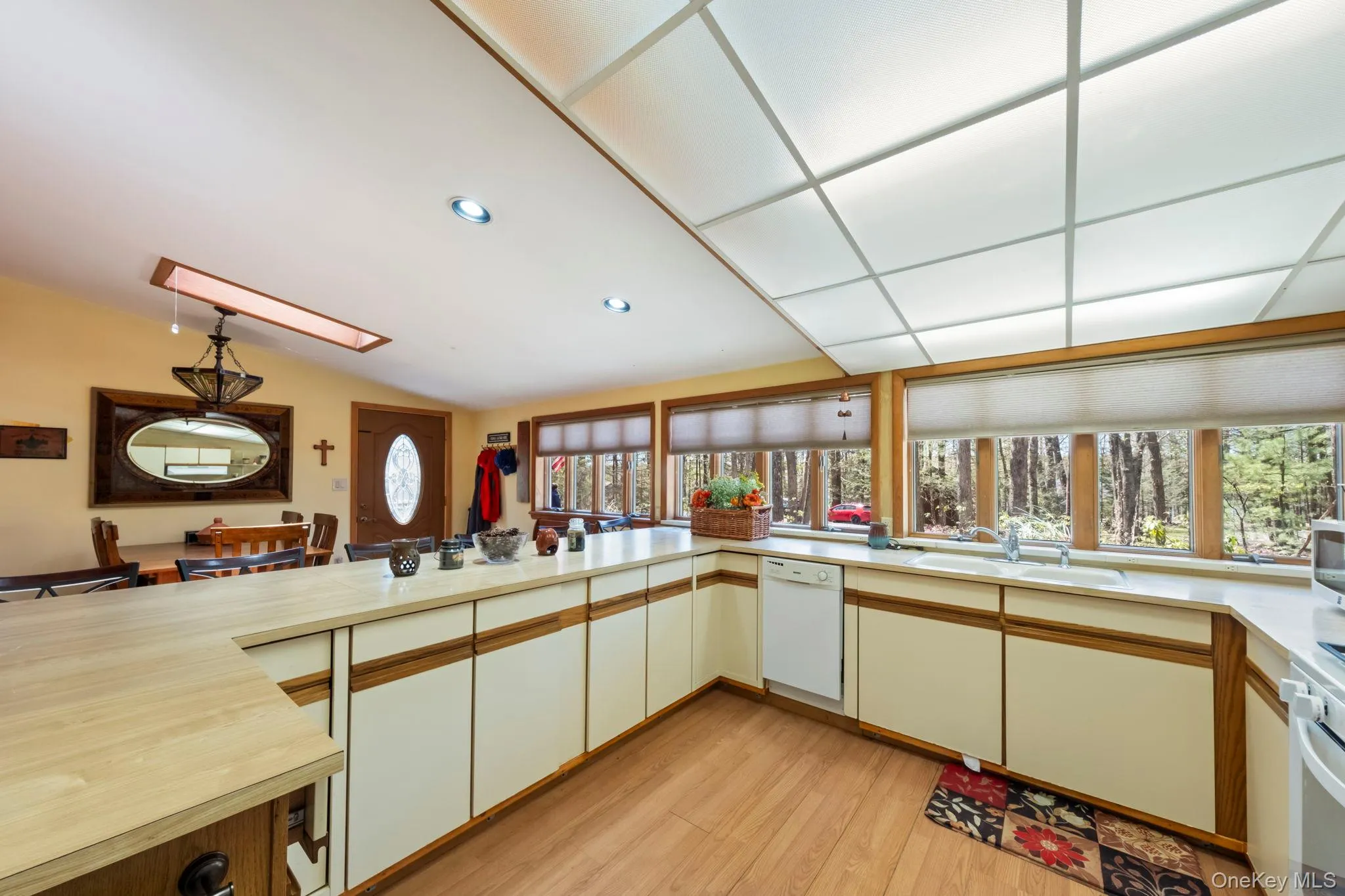25 Canal Road, Thompson, NY, 3 Bedrooms Bedrooms, 5 Rooms Rooms,2 BathroomsBathrooms,Residential,For Rent,Canal,0,999847 25 Canal Road, Thompson, NY, 3 Bedrooms Bedrooms, 5 Rooms Rooms,2 BathroomsBathrooms,Residential,For Rent,Canal,0,999847
