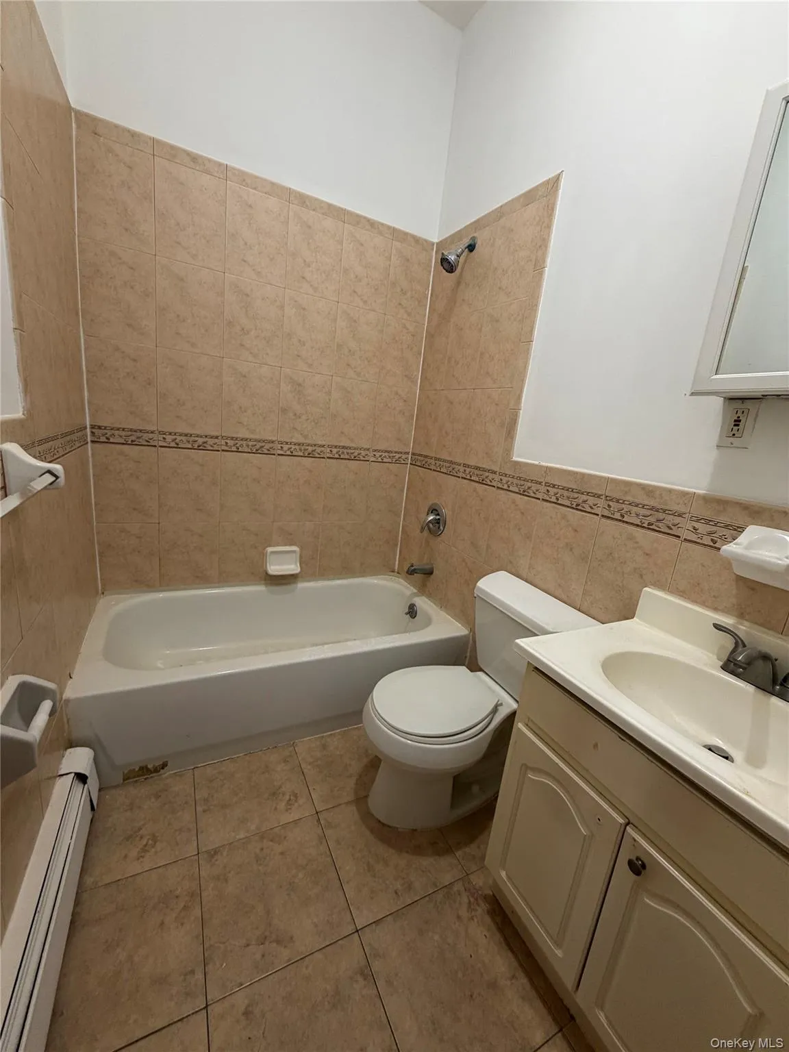 676 Jamaica Avenue, New York, NY, 3 Bedrooms Bedrooms, 5 Rooms Rooms,1 BathroomBathrooms,Residential Lease,For Rent,Jamaica,0,999848 676 Jamaica Avenue, New York, NY, 3 Bedrooms Bedrooms, 5 Rooms Rooms,1 BathroomBathrooms,Residential Lease,For Rent,Jamaica,0,999848