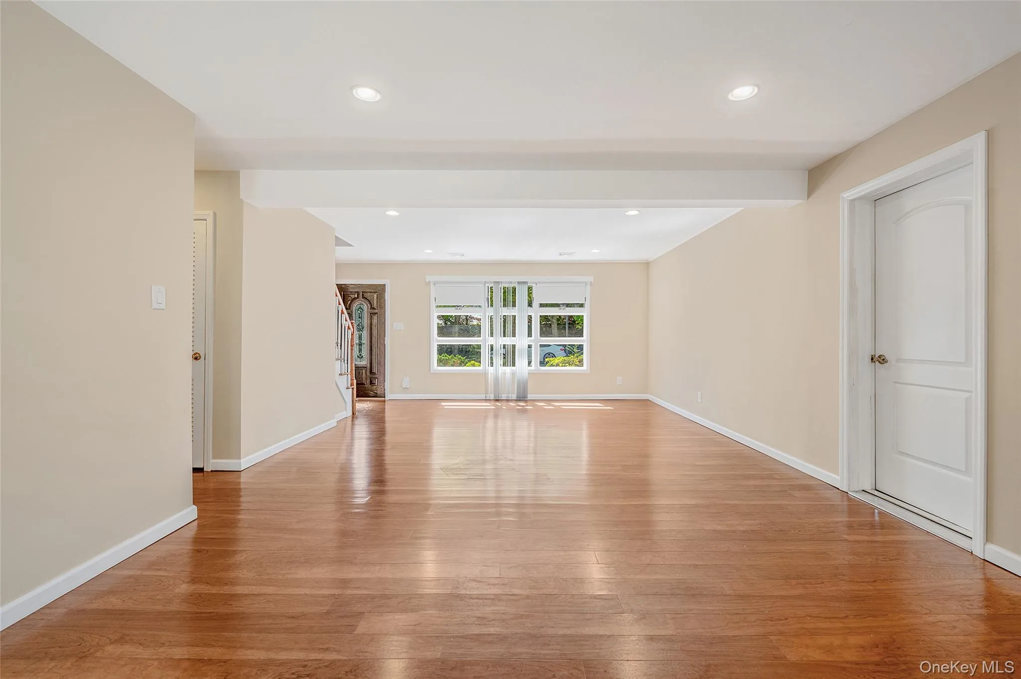 6 Arizona Avenue, Oyster Bay, NY, 3 Bedrooms Bedrooms, 6 Rooms Rooms,1 BathroomBathrooms,Residential,For Rent,Arizona,0,999850 6 Arizona Avenue, Oyster Bay, NY, 3 Bedrooms Bedrooms, 6 Rooms Rooms,1 BathroomBathrooms,Residential,For Rent,Arizona,0,999850