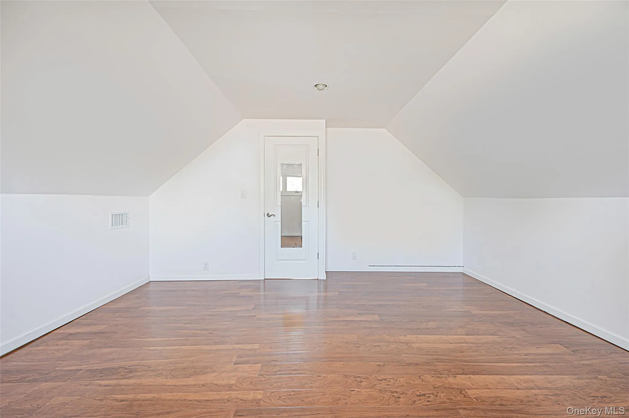 6 Arizona Avenue, Oyster Bay, NY, 3 Bedrooms Bedrooms, 6 Rooms Rooms,1 BathroomBathrooms,Residential,For Rent,Arizona,0,999850 6 Arizona Avenue, Oyster Bay, NY, 3 Bedrooms Bedrooms, 6 Rooms Rooms,1 BathroomBathrooms,Residential,For Rent,Arizona,0,999850