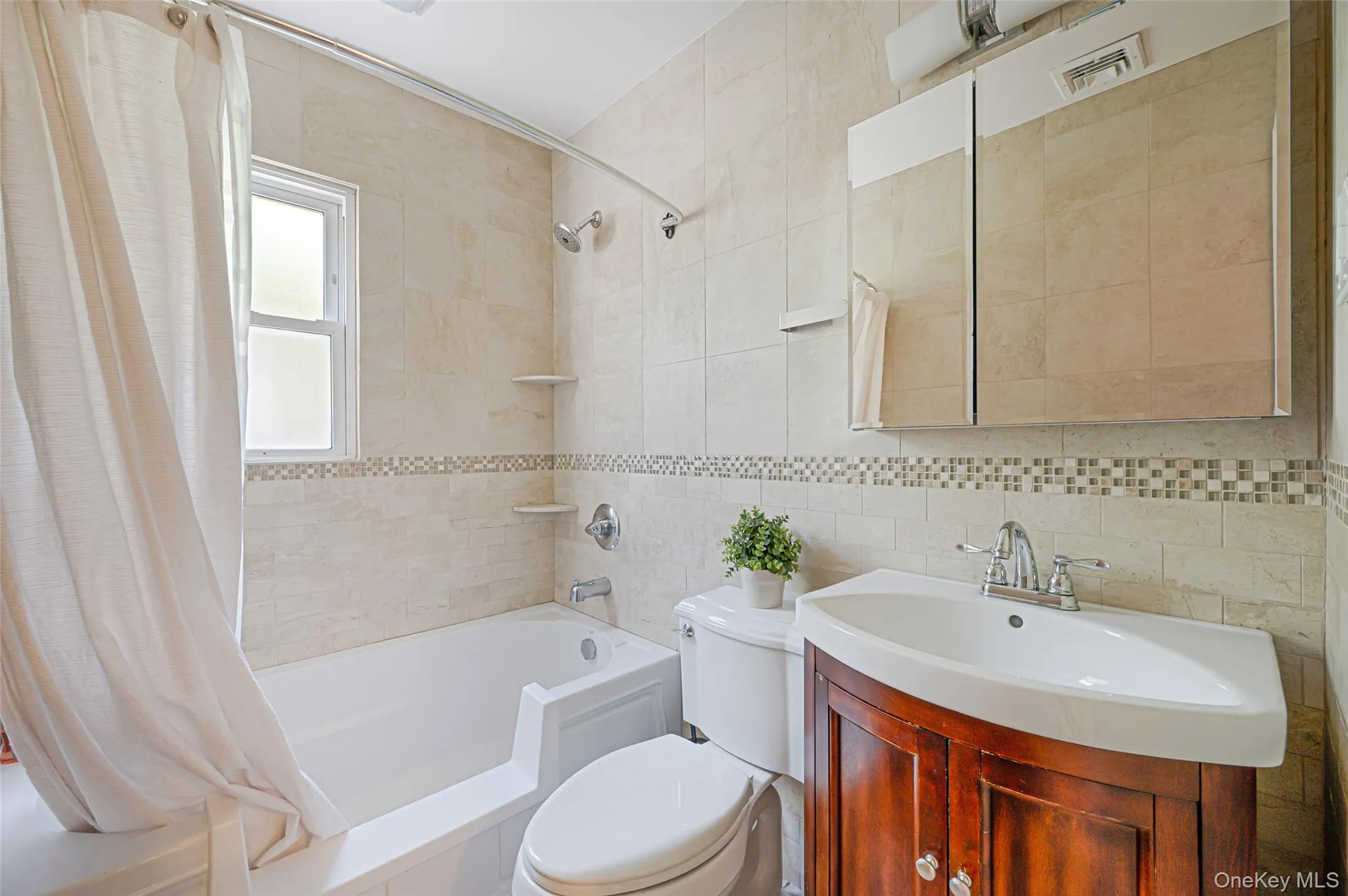 6 Arizona Avenue, Oyster Bay, NY, 3 Bedrooms Bedrooms, 6 Rooms Rooms,1 BathroomBathrooms,Residential,For Rent,Arizona,0,999850 6 Arizona Avenue, Oyster Bay, NY, 3 Bedrooms Bedrooms, 6 Rooms Rooms,1 BathroomBathrooms,Residential,For Rent,Arizona,0,999850