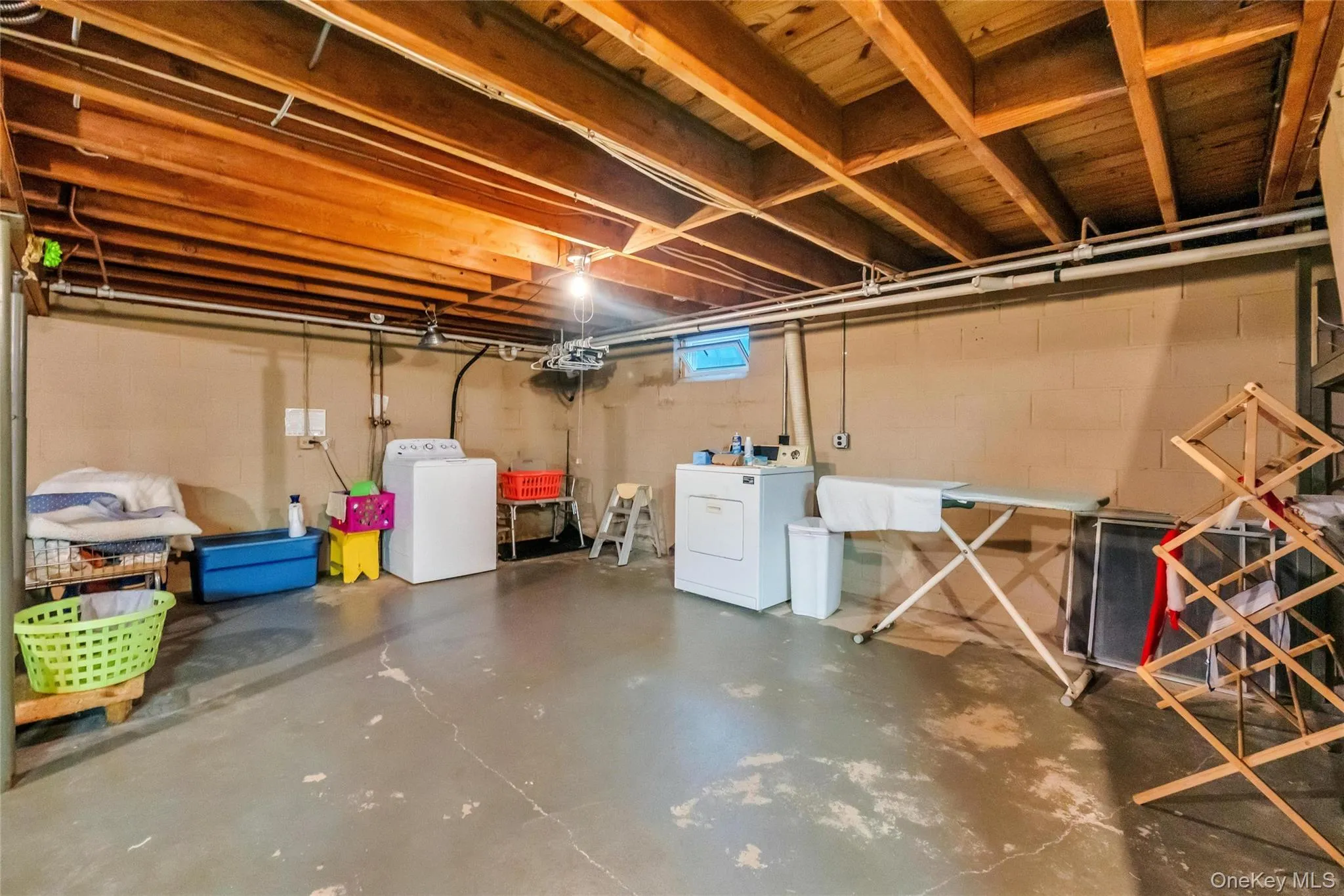 62 Squires Avenue, Southampton, NY, 2 Bedrooms Bedrooms, 6 Rooms Rooms,1 BathroomBathrooms,Residential,For Rent,Squires,0,999857 62 Squires Avenue, Southampton, NY, 2 Bedrooms Bedrooms, 6 Rooms Rooms,1 BathroomBathrooms,Residential,For Rent,Squires,0,999857