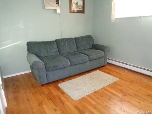 1431 Lombardy Boulevard, Islip, NY, 3 Bedrooms Bedrooms, 6 Rooms Rooms,1 BathroomBathrooms,Residential Sale,For Rent,Lombardy,0,999859 1431 Lombardy Boulevard, Islip, NY, 3 Bedrooms Bedrooms, 6 Rooms Rooms,1 BathroomBathrooms,Residential Sale,For Rent,Lombardy,0,999859