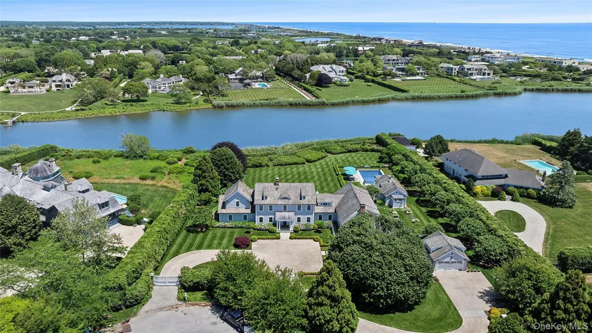 155 Duck Pond Lane, Southampton, New York 11968