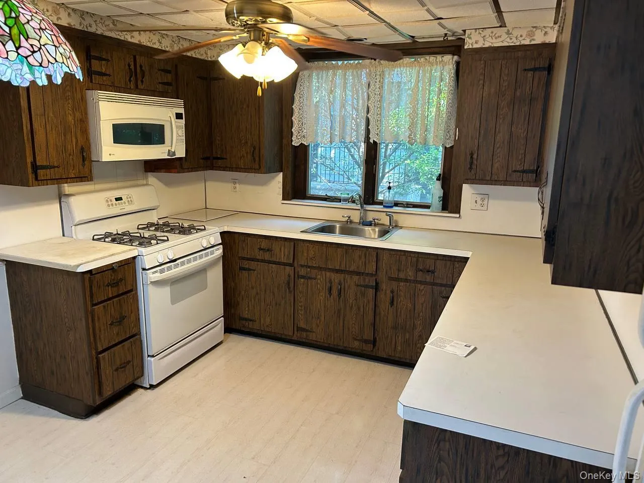 9 Prospect Avenue, Hempstead, NY, 4 Bedrooms Bedrooms, 8 Rooms Rooms,2 BathroomsBathrooms,Residential,For Rent,Prospect,0,999869 9 Prospect Avenue, Hempstead, NY, 4 Bedrooms Bedrooms, 8 Rooms Rooms,2 BathroomsBathrooms,Residential,For Rent,Prospect,0,999869