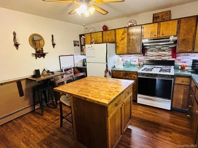 211 Sigler Road, Gallatin, NY, 3 Bedrooms Bedrooms, 8 Rooms Rooms,1 BathroomBathrooms,Residential,For Rent,Sigler,0,999870 211 Sigler Road, Gallatin, NY, 3 Bedrooms Bedrooms, 8 Rooms Rooms,1 BathroomBathrooms,Residential,For Rent,Sigler,0,999870