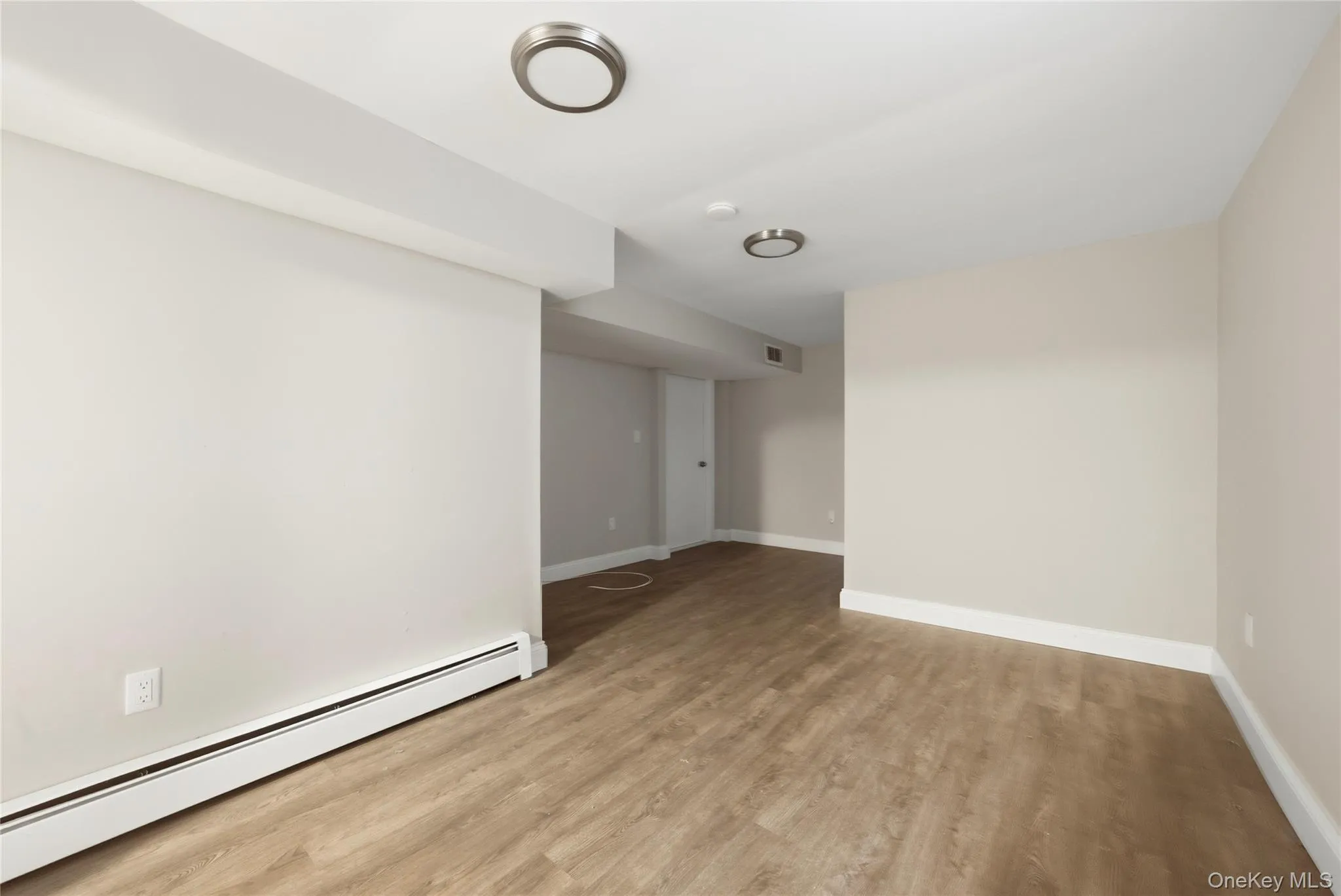 21 Weathervane Drive, Blooming Grove, NY, 1 Bedroom Bedrooms, 5 Rooms Rooms,1 BathroomBathrooms,Residential,For Rent,Weathervane,0,999872 21 Weathervane Drive, Blooming Grove, NY, 1 Bedroom Bedrooms, 5 Rooms Rooms,1 BathroomBathrooms,Residential,For Rent,Weathervane,0,999872