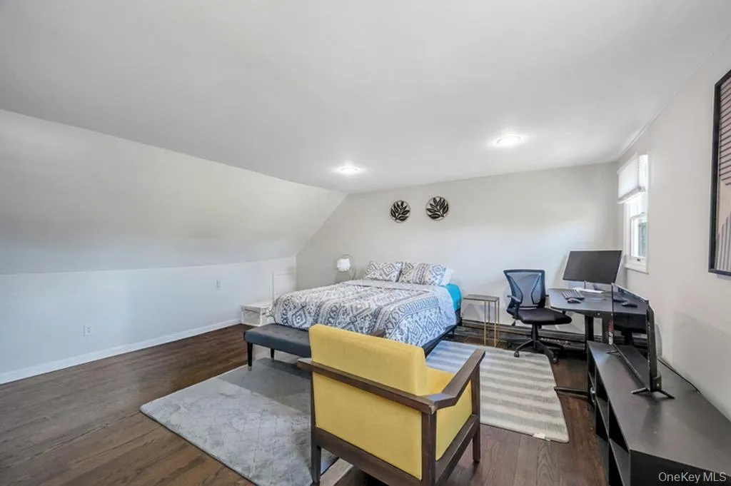 56 Hurtin Street, Brookhaven, NY, 5 Bedrooms Bedrooms, 8 Rooms Rooms,2 BathroomsBathrooms,Residential,For Rent,Hurtin,0,999875 56 Hurtin Street, Brookhaven, NY, 5 Bedrooms Bedrooms, 8 Rooms Rooms,2 BathroomsBathrooms,Residential,For Rent,Hurtin,0,999875