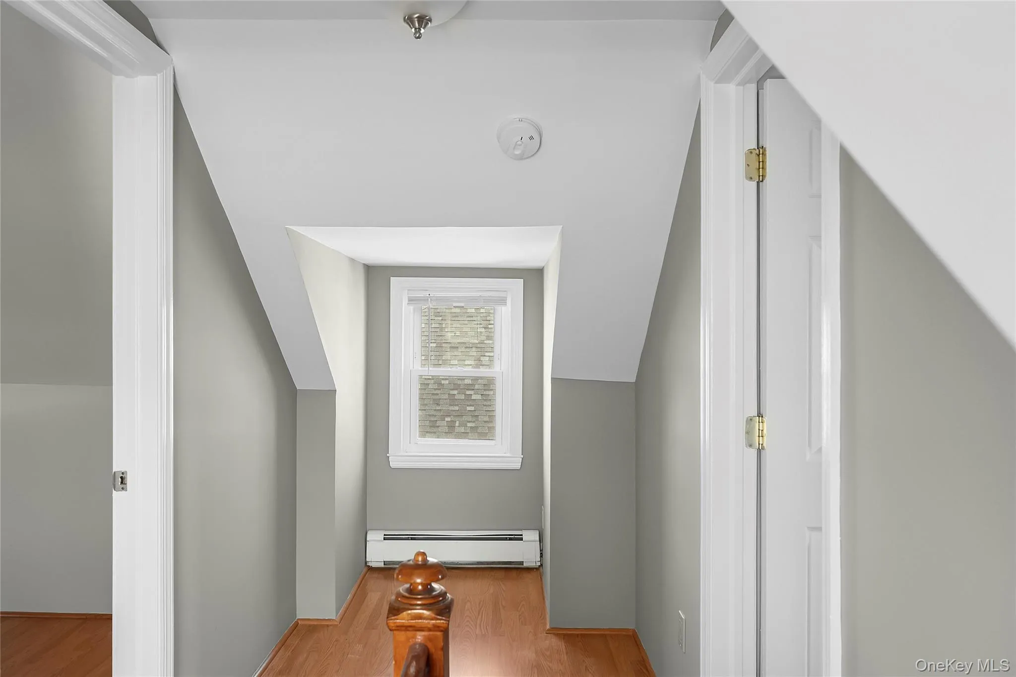 11 Miller Street, Glen Cove, NY, 1 Bedroom Bedrooms, 6 Rooms Rooms,1 BathroomBathrooms,Residential Lease,For Rent,Miller,0,999887 11 Miller Street, Glen Cove, NY, 1 Bedroom Bedrooms, 6 Rooms Rooms,1 BathroomBathrooms,Residential Lease,For Rent,Miller,0,999887