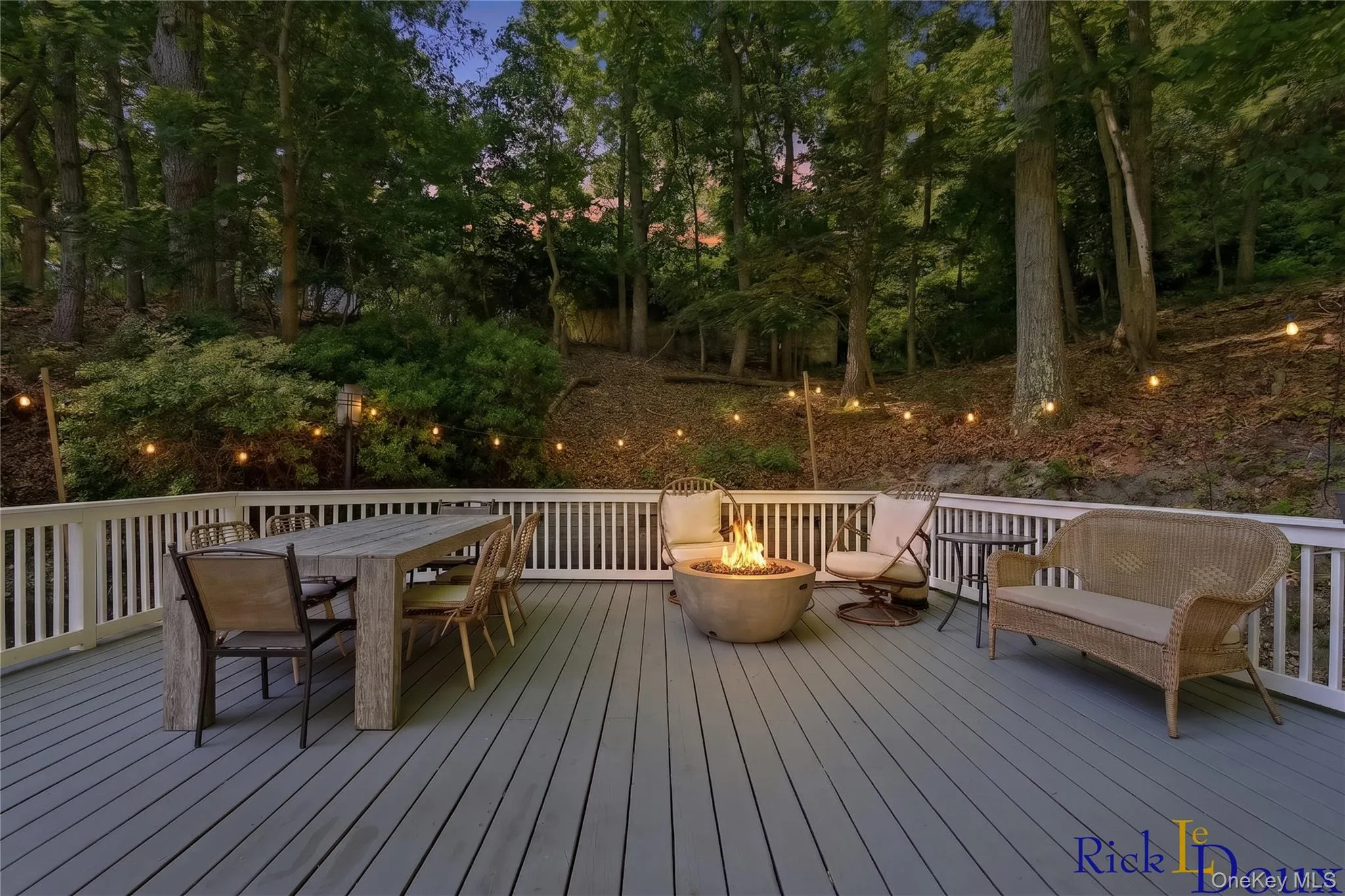 223 Old Post Road, Brookhaven, NY, 3 Bedrooms Bedrooms, 8 Rooms Rooms,2 BathroomsBathrooms,Residential,For Rent,Old Post,0,999888 223 Old Post Road, Brookhaven, NY, 3 Bedrooms Bedrooms, 8 Rooms Rooms,2 BathroomsBathrooms,Residential,For Rent,Old Post,0,999888
