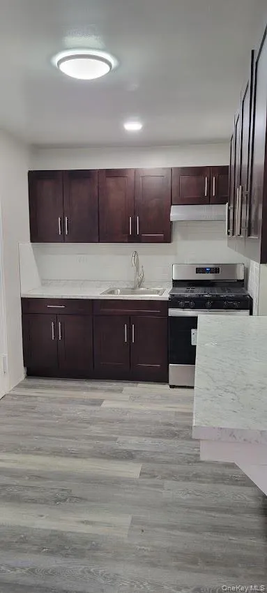 141-60 84th Road, New York, NY, 1 Bedroom Bedrooms, 3 Rooms Rooms,1 BathroomBathrooms,Residential Lease,For Rent,84th,0,999892 141-60 84th Road, New York, NY, 1 Bedroom Bedrooms, 3 Rooms Rooms,1 BathroomBathrooms,Residential Lease,For Rent,84th,0,999892