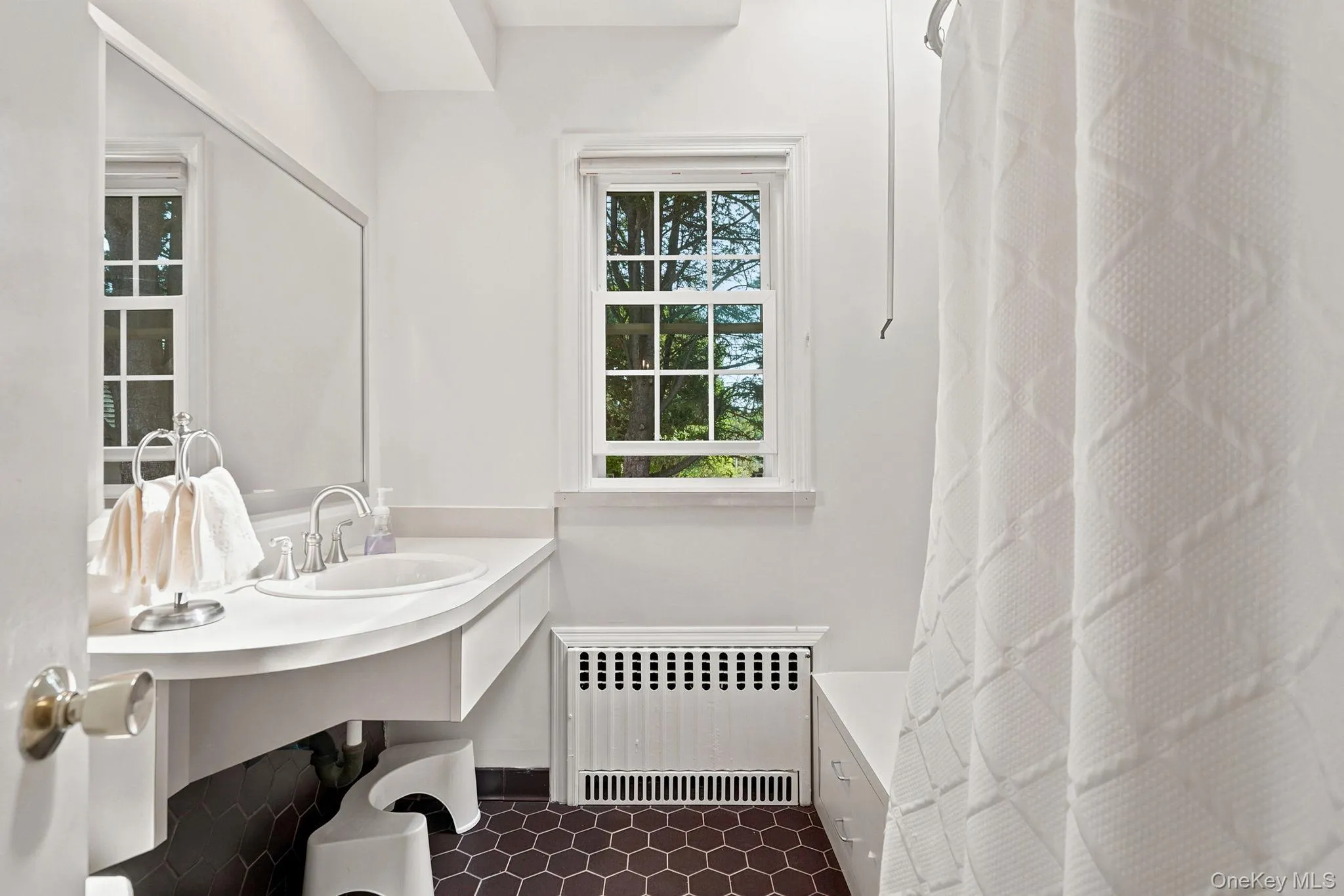 11 Winthrop Avenue, Mamaroneck, NY, 3 Bedrooms Bedrooms, 8 Rooms Rooms,2 BathroomsBathrooms,Residential,For Rent,Winthrop,0,999896 11 Winthrop Avenue, Mamaroneck, NY, 3 Bedrooms Bedrooms, 8 Rooms Rooms,2 BathroomsBathrooms,Residential,For Rent,Winthrop,0,999896