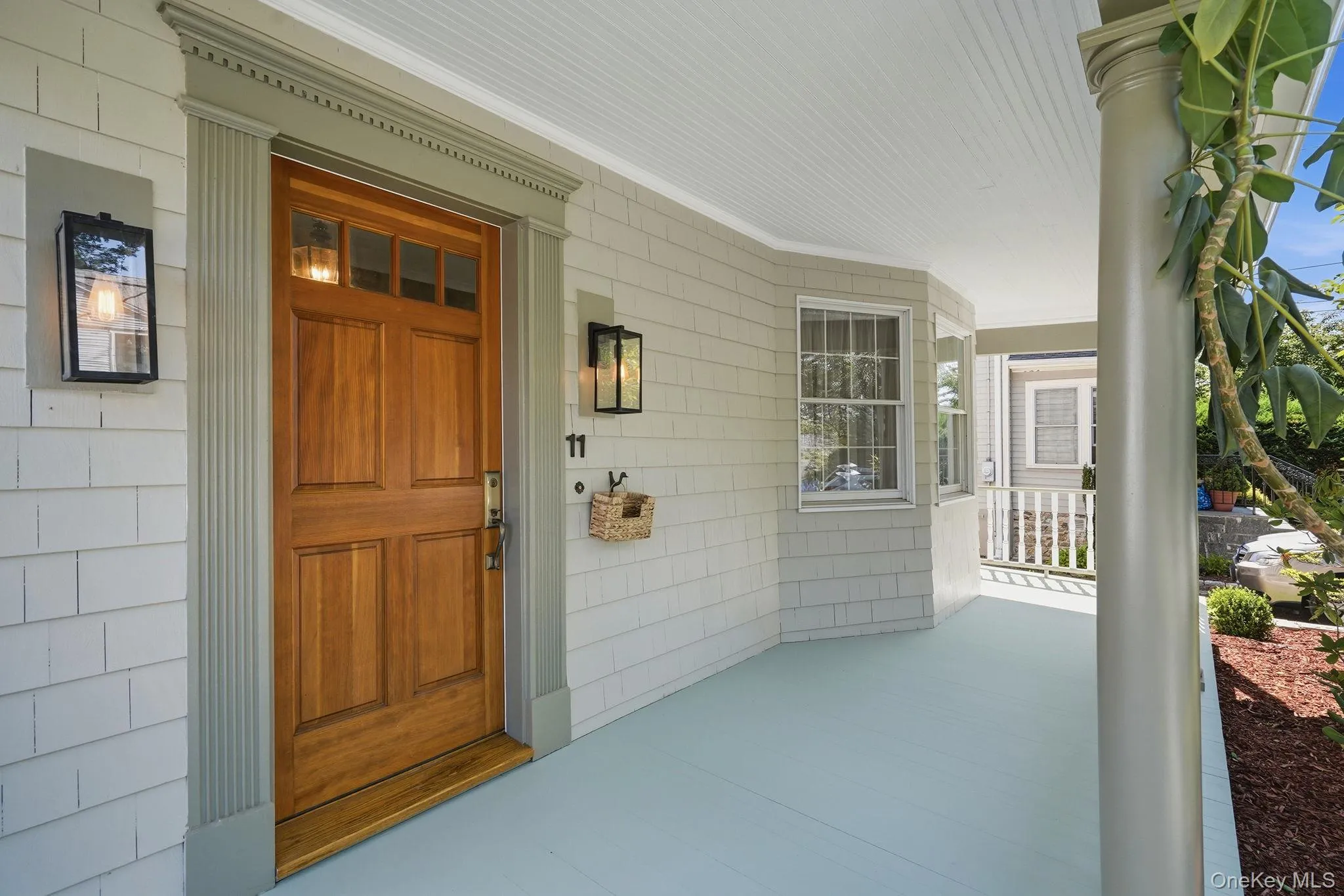 Covered porch Covered porch