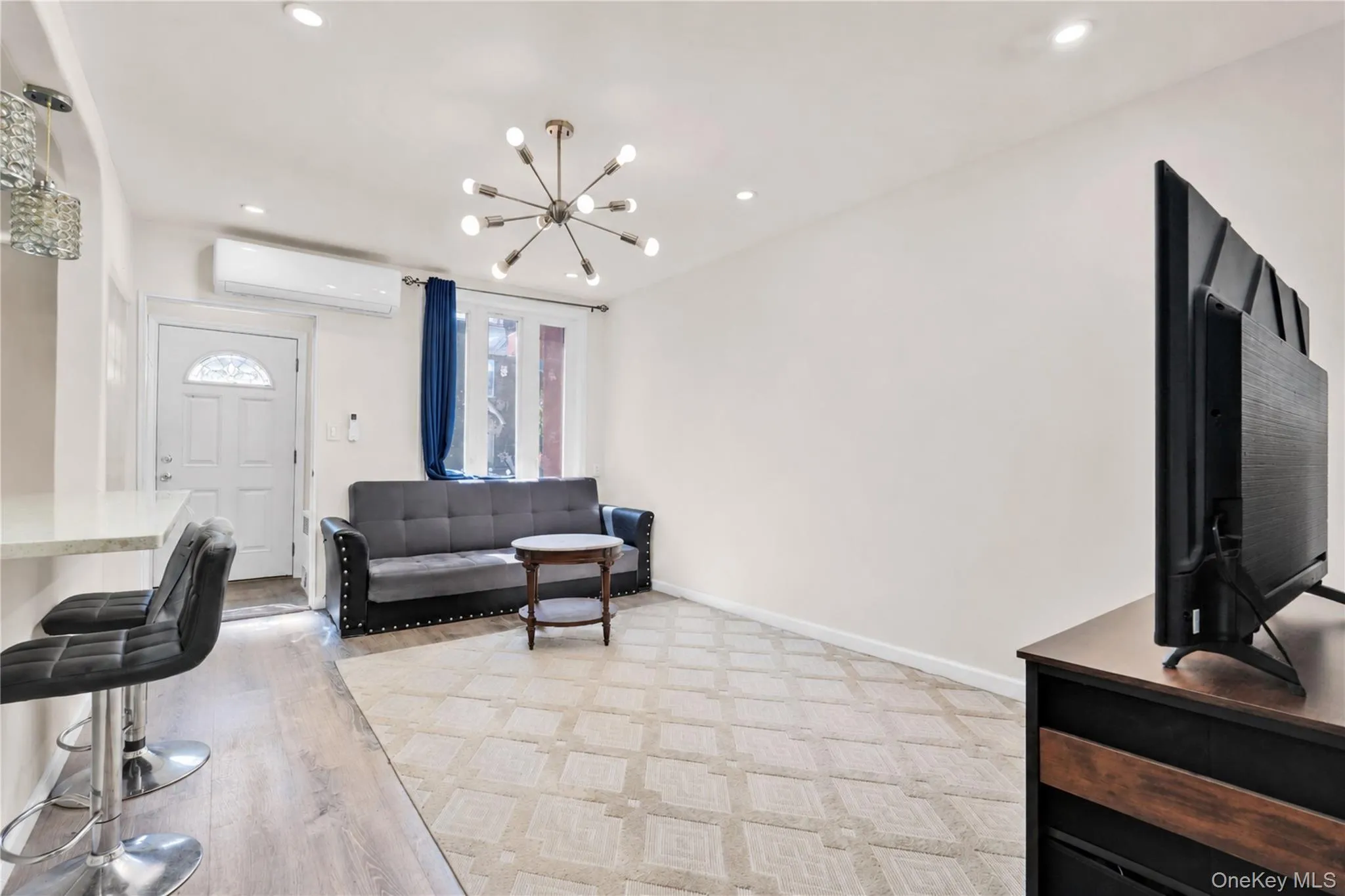 25-22 45th Street, New York, NY, 2 Bedrooms Bedrooms, 4 Rooms Rooms,2 BathroomsBathrooms,Residential,For Rent,45th,0,999899 25-22 45th Street, New York, NY, 2 Bedrooms Bedrooms, 4 Rooms Rooms,2 BathroomsBathrooms,Residential,For Rent,45th,0,999899