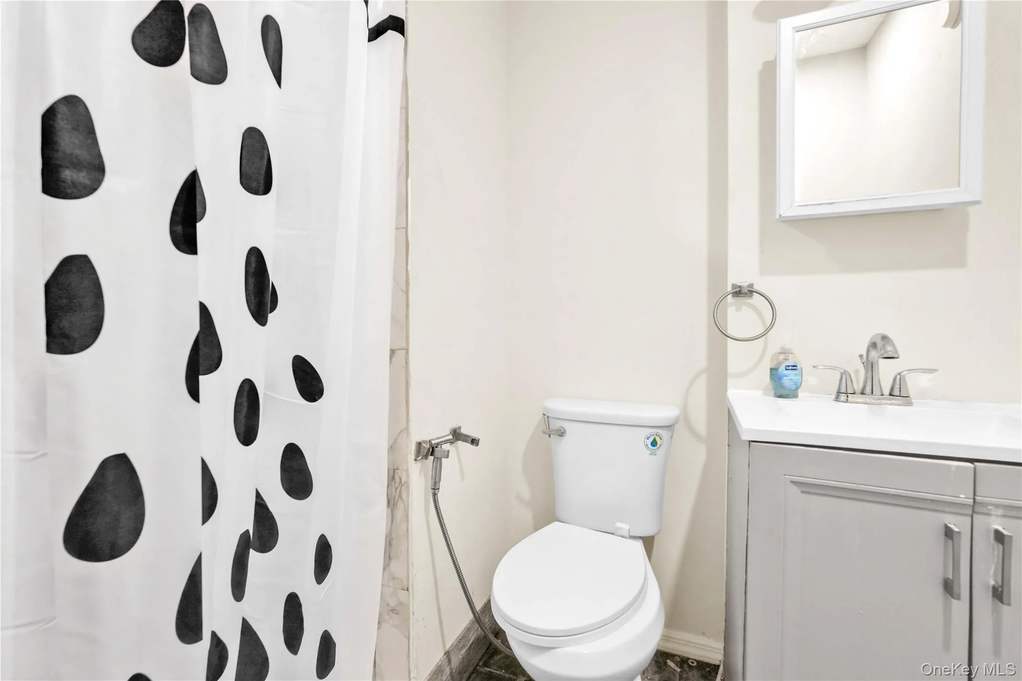 25-22 45th Street, New York, NY, 2 Bedrooms Bedrooms, 4 Rooms Rooms,2 BathroomsBathrooms,Residential,For Rent,45th,0,999899 25-22 45th Street, New York, NY, 2 Bedrooms Bedrooms, 4 Rooms Rooms,2 BathroomsBathrooms,Residential,For Rent,45th,0,999899