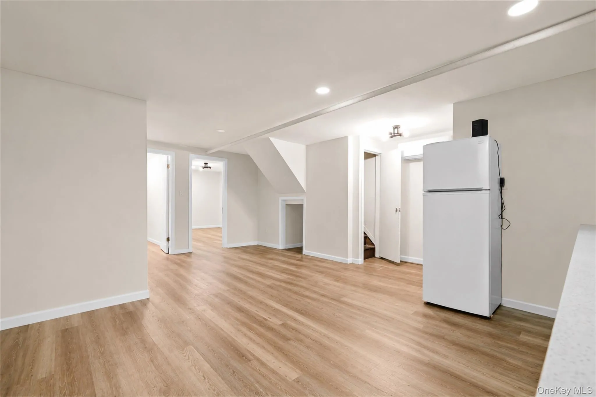 25-22 45th Street, New York, NY, 2 Bedrooms Bedrooms, 4 Rooms Rooms,2 BathroomsBathrooms,Residential,For Rent,45th,0,999899 25-22 45th Street, New York, NY, 2 Bedrooms Bedrooms, 4 Rooms Rooms,2 BathroomsBathrooms,Residential,For Rent,45th,0,999899
