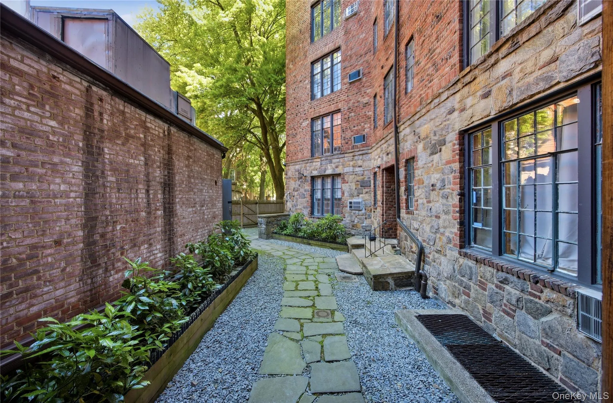 20 Continental Avenue, New York, NY, 1 Bedroom Bedrooms, 2 Rooms Rooms,1 BathroomBathrooms,Residential Sale,For Rent,Continental,0,999904 20 Continental Avenue, New York, NY, 1 Bedroom Bedrooms, 2 Rooms Rooms,1 BathroomBathrooms,Residential Sale,For Rent,Continental,0,999904