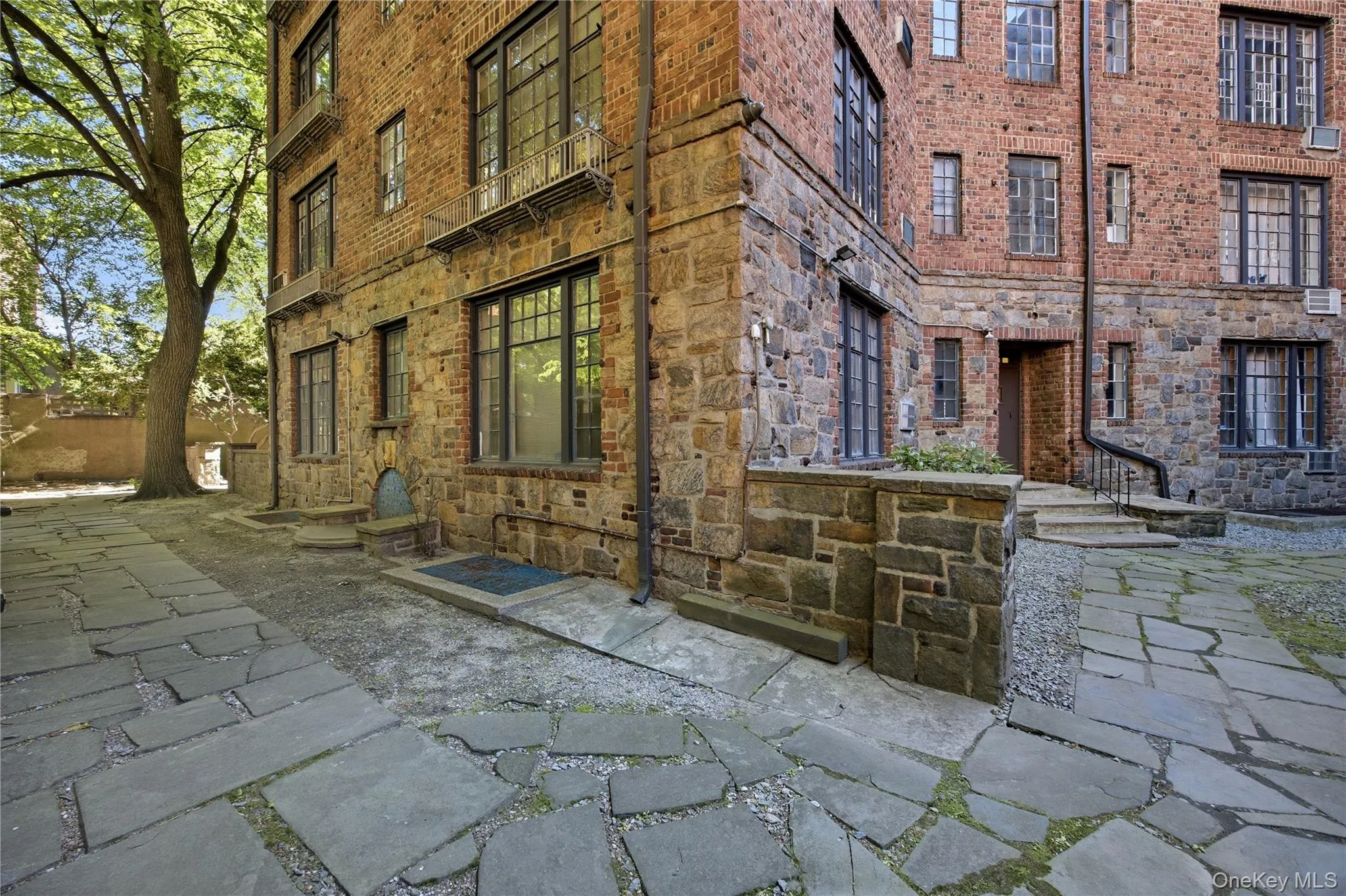 20 Continental Avenue, New York, NY, 1 Bedroom Bedrooms, 2 Rooms Rooms,1 BathroomBathrooms,Residential Sale,For Rent,Continental,0,999904 20 Continental Avenue, New York, NY, 1 Bedroom Bedrooms, 2 Rooms Rooms,1 BathroomBathrooms,Residential Sale,For Rent,Continental,0,999904