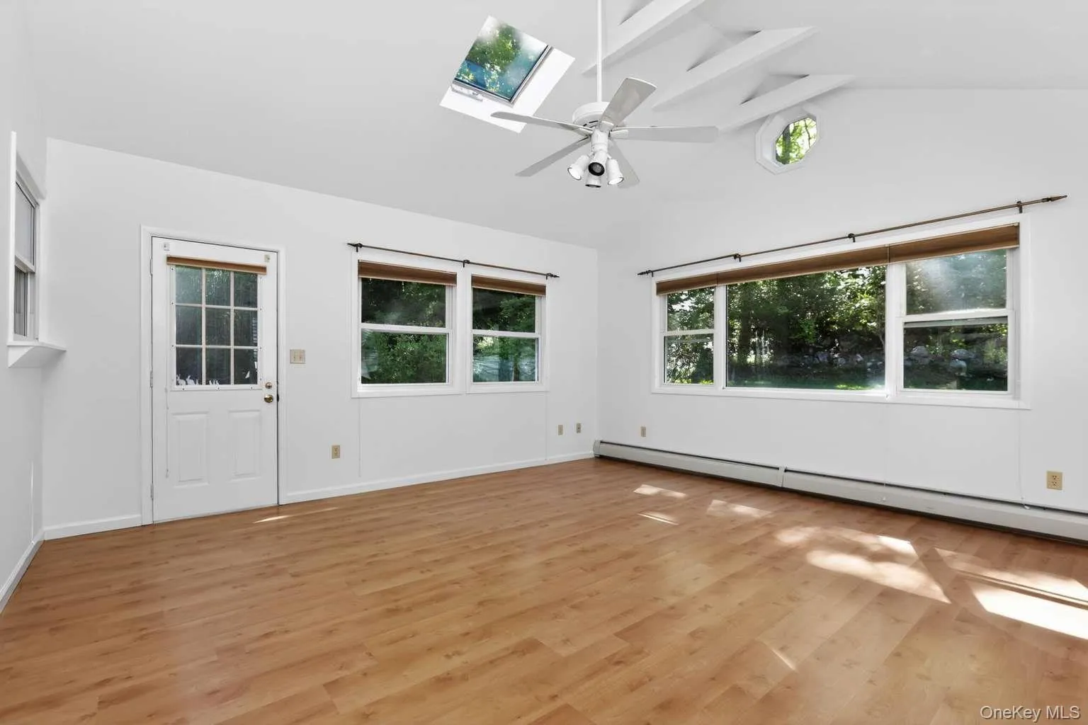 119 Manville Road, Mount Pleasant, NY, 4 Bedrooms Bedrooms, 8 Rooms Rooms,2 BathroomsBathrooms,Residential,For Rent,Manville,0,999905 119 Manville Road, Mount Pleasant, NY, 4 Bedrooms Bedrooms, 8 Rooms Rooms,2 BathroomsBathrooms,Residential,For Rent,Manville,0,999905