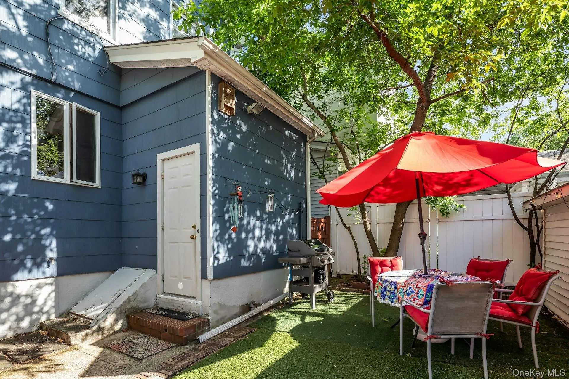 8919 69th Avenue, New York, NY, 3 Bedrooms Bedrooms, 12 Rooms Rooms,3 BathroomsBathrooms,Residential,For Rent,69th,0,999909 8919 69th Avenue, New York, NY, 3 Bedrooms Bedrooms, 12 Rooms Rooms,3 BathroomsBathrooms,Residential,For Rent,69th,0,999909