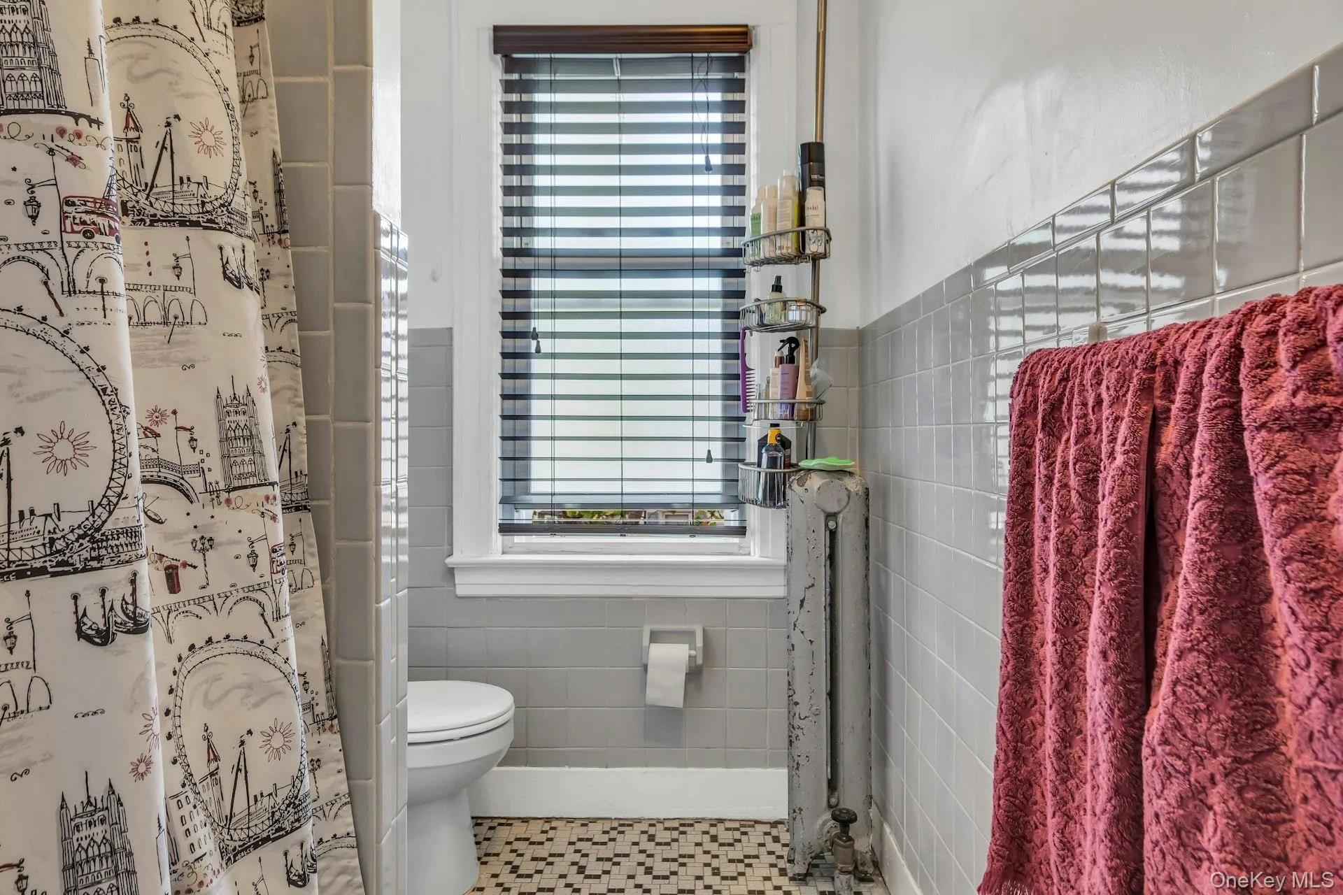 8919 69th Avenue, New York, NY, 3 Bedrooms Bedrooms, 12 Rooms Rooms,3 BathroomsBathrooms,Residential,For Rent,69th,0,999909 8919 69th Avenue, New York, NY, 3 Bedrooms Bedrooms, 12 Rooms Rooms,3 BathroomsBathrooms,Residential,For Rent,69th,0,999909
