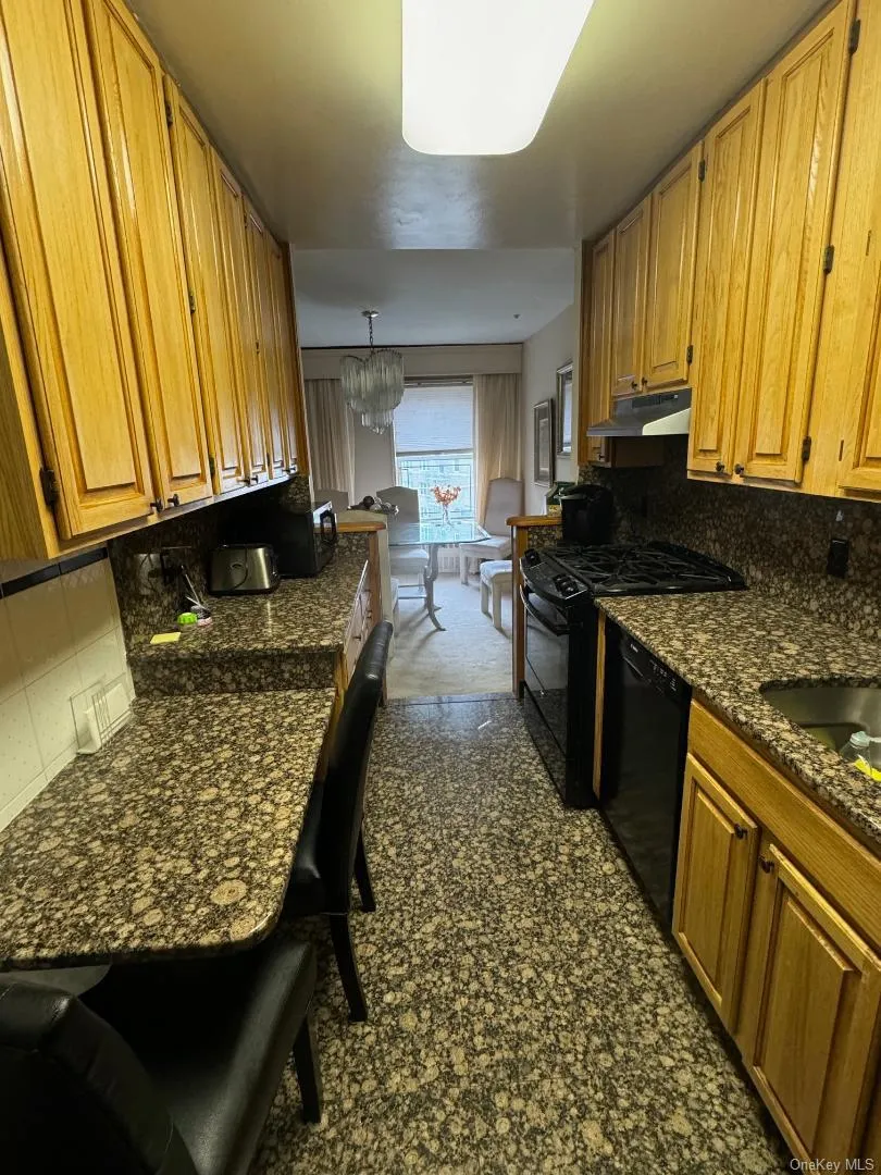 151-15 84th Street, New York, NY, 2 Bedrooms Bedrooms, 5 Rooms Rooms,2 BathroomsBathrooms,Residential,For Rent,84th,0,999915 151-15 84th Street, New York, NY, 2 Bedrooms Bedrooms, 5 Rooms Rooms,2 BathroomsBathrooms,Residential,For Rent,84th,0,999915
