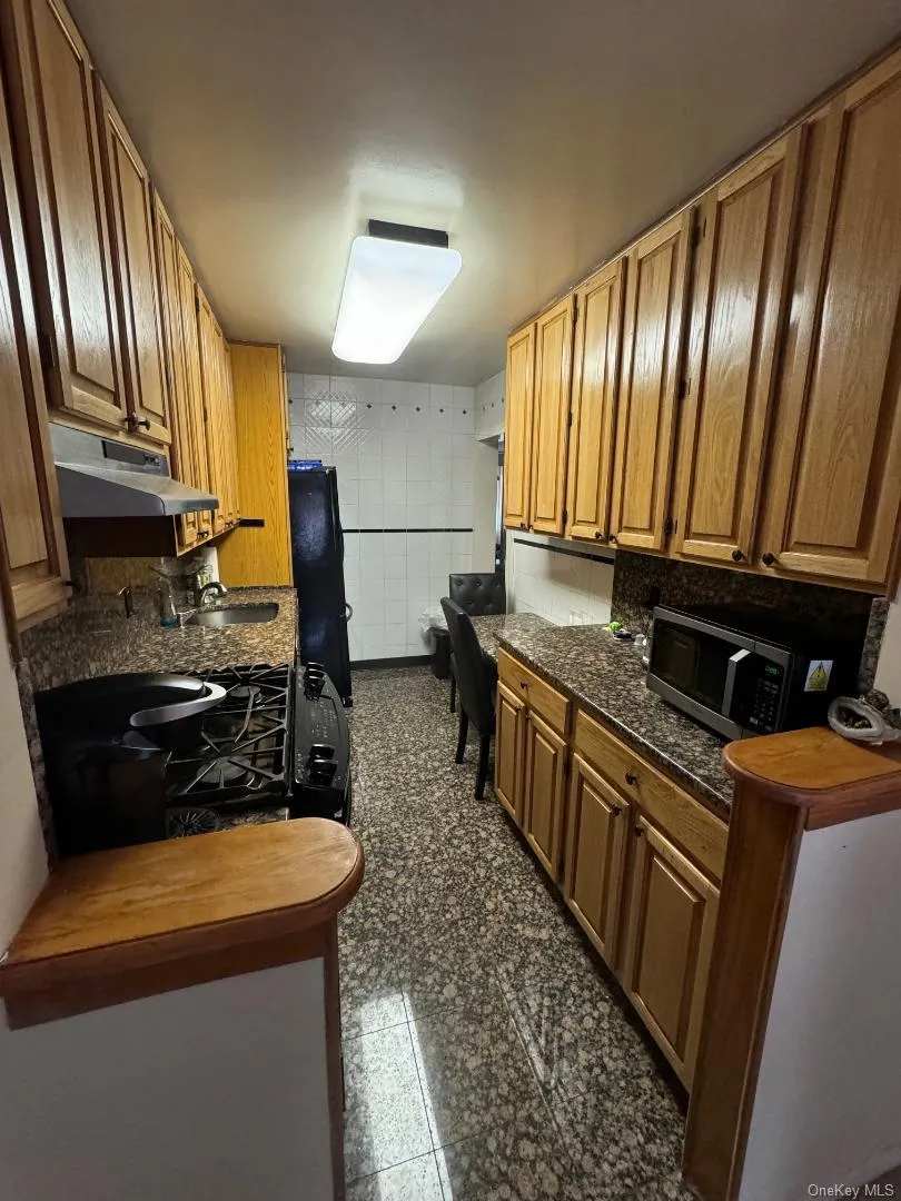 151-15 84th Street, New York, NY, 2 Bedrooms Bedrooms, 5 Rooms Rooms,2 BathroomsBathrooms,Residential,For Rent,84th,0,999915 151-15 84th Street, New York, NY, 2 Bedrooms Bedrooms, 5 Rooms Rooms,2 BathroomsBathrooms,Residential,For Rent,84th,0,999915