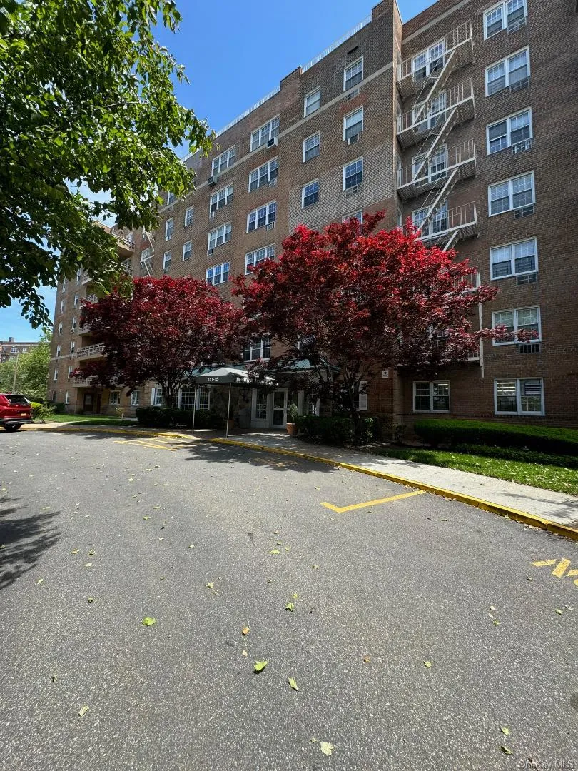 151-15 84th Street, New York, NY, 2 Bedrooms Bedrooms, 5 Rooms Rooms,2 BathroomsBathrooms,Residential,For Rent,84th,0,999915 151-15 84th Street, New York, NY, 2 Bedrooms Bedrooms, 5 Rooms Rooms,2 BathroomsBathrooms,Residential,For Rent,84th,0,999915