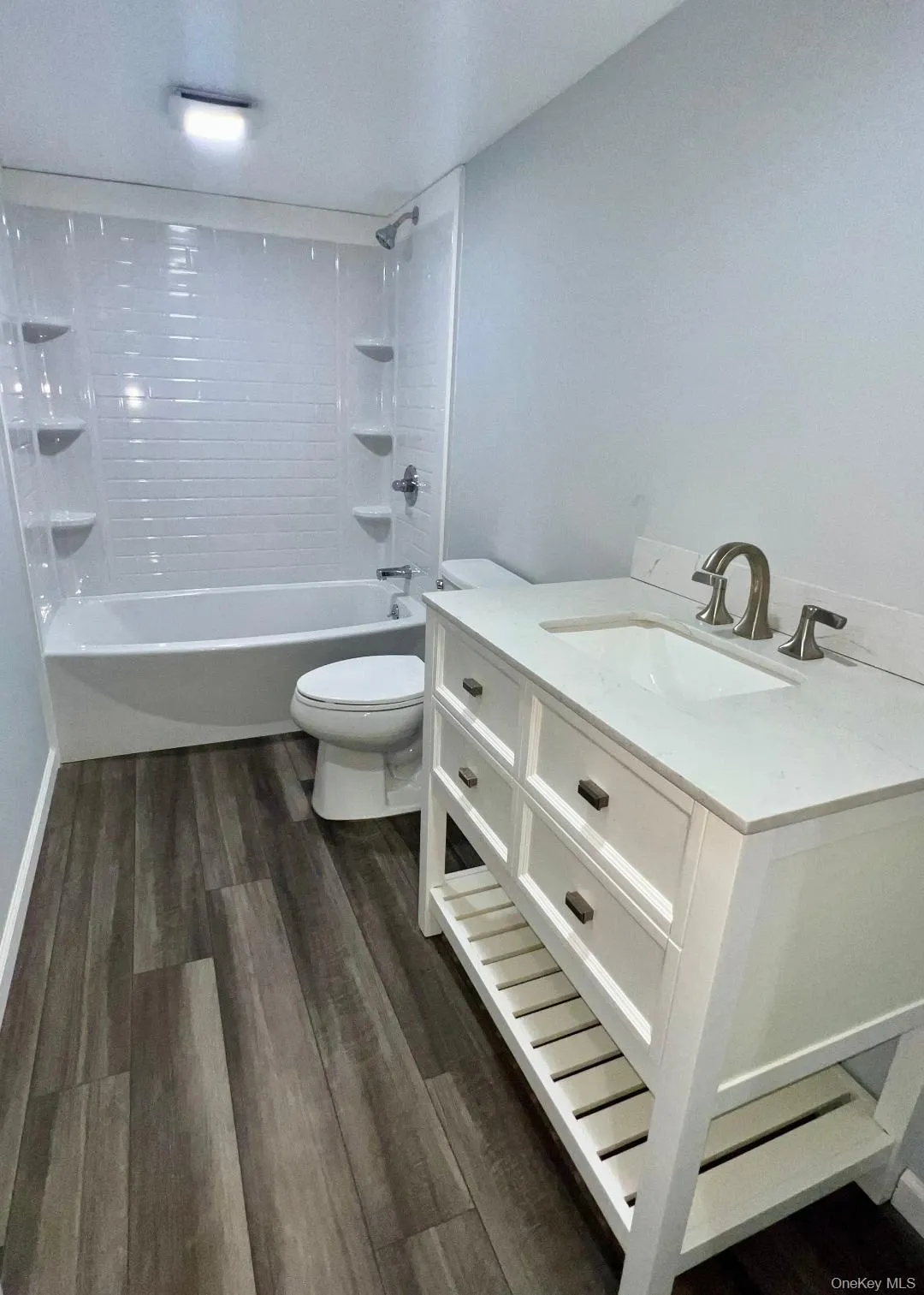 lower level full bathroom lower level full bathroom