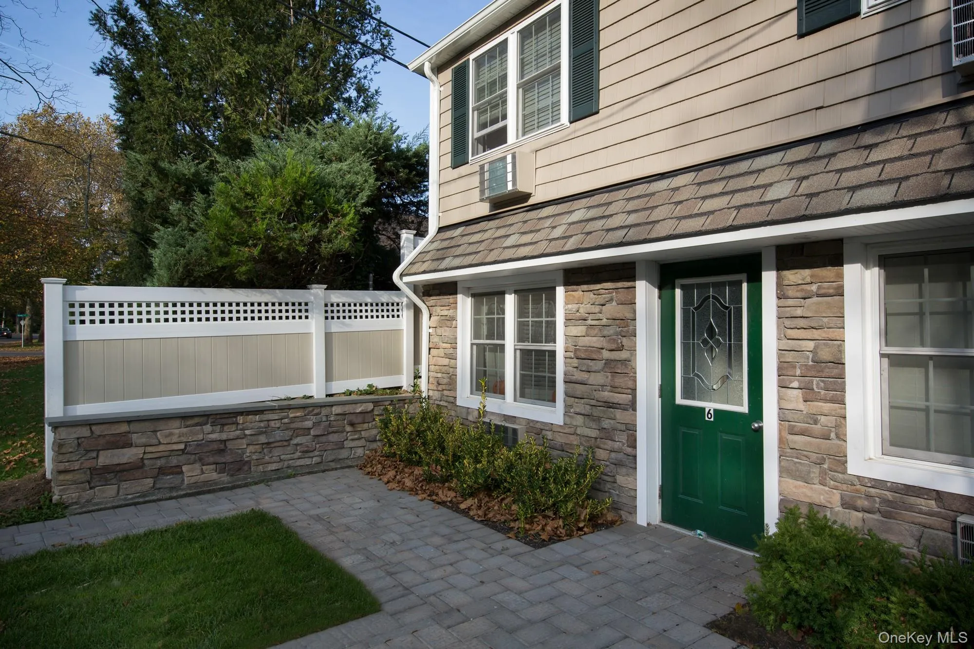 4 Richland Boulevard, Islip, NY, 2 Rooms Rooms,1 BathroomBathrooms,Residential Lease,For Rent,Richland,0,999920 4 Richland Boulevard, Islip, NY, 2 Rooms Rooms,1 BathroomBathrooms,Residential Lease,For Rent,Richland,0,999920