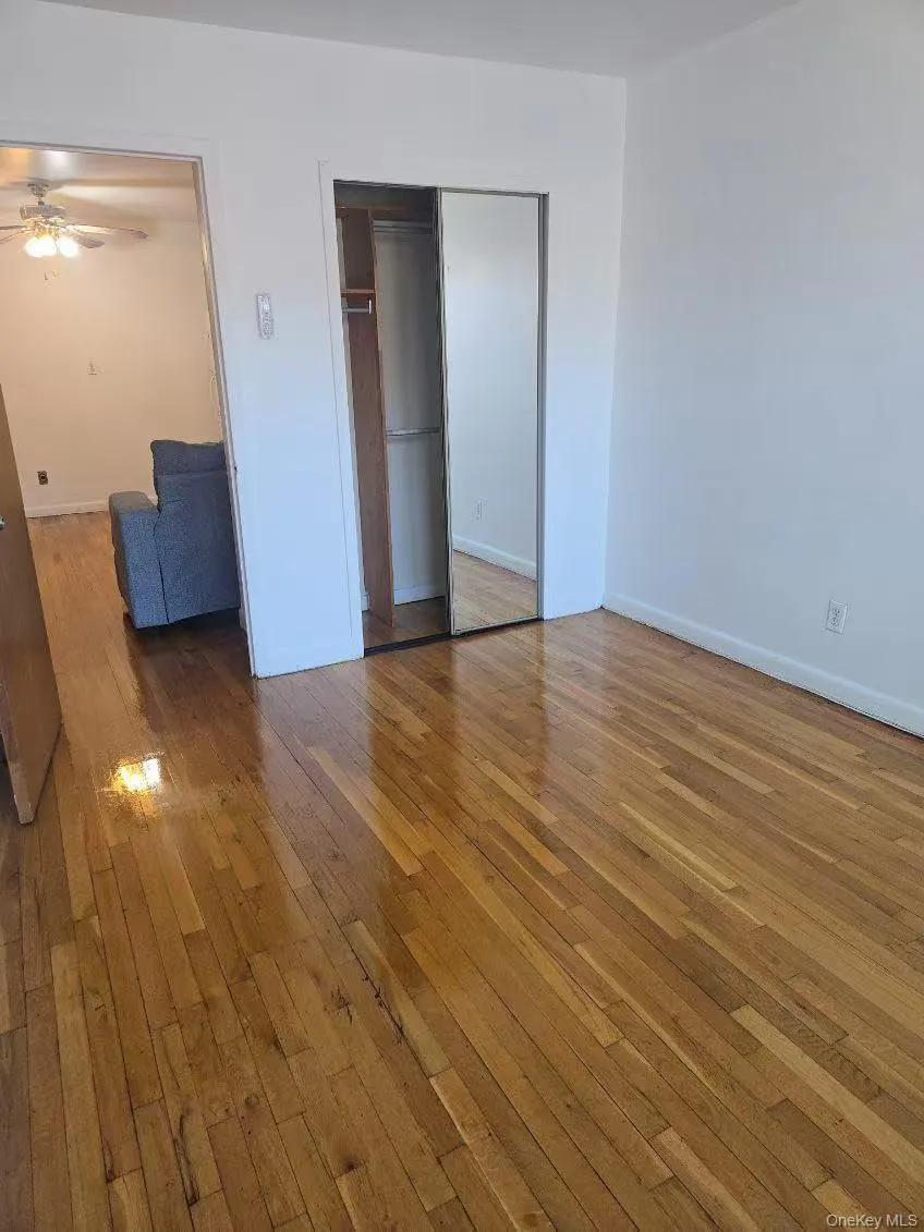 147-31 Barclay Avenue, New York, NY, 2 Bedrooms Bedrooms, 4 Rooms Rooms,1 BathroomBathrooms,Residential Lease,For Rent,Barclay,0,999924 147-31 Barclay Avenue, New York, NY, 2 Bedrooms Bedrooms, 4 Rooms Rooms,1 BathroomBathrooms,Residential Lease,For Rent,Barclay,0,999924
