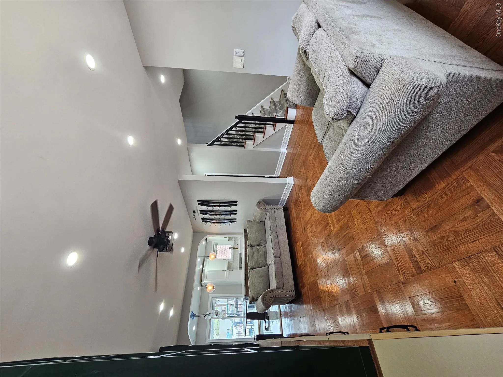 2082 Pitman Avenue, New York, NY, 3 Bedrooms Bedrooms, 7 Rooms Rooms,1 BathroomBathrooms,Residential Lease,For Rent,Pitman,0,999925 2082 Pitman Avenue, New York, NY, 3 Bedrooms Bedrooms, 7 Rooms Rooms,1 BathroomBathrooms,Residential Lease,For Rent,Pitman,0,999925