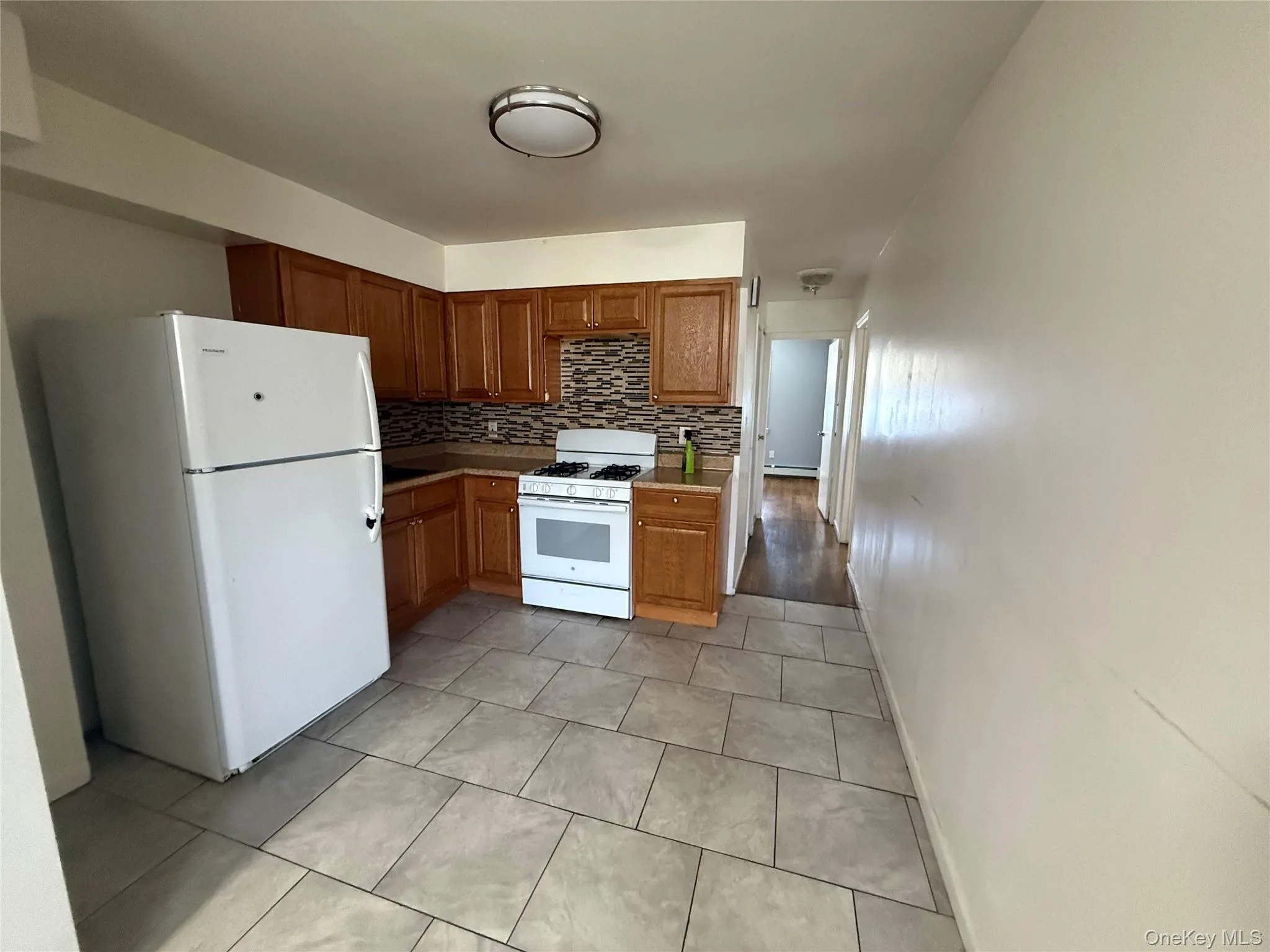9309 103rd Avenue, New York, NY, 3 Bedrooms Bedrooms, 5 Rooms Rooms,1 BathroomBathrooms,Residential Lease,For Rent,103rd,0,999929 9309 103rd Avenue, New York, NY, 3 Bedrooms Bedrooms, 5 Rooms Rooms,1 BathroomBathrooms,Residential Lease,For Rent,103rd,0,999929