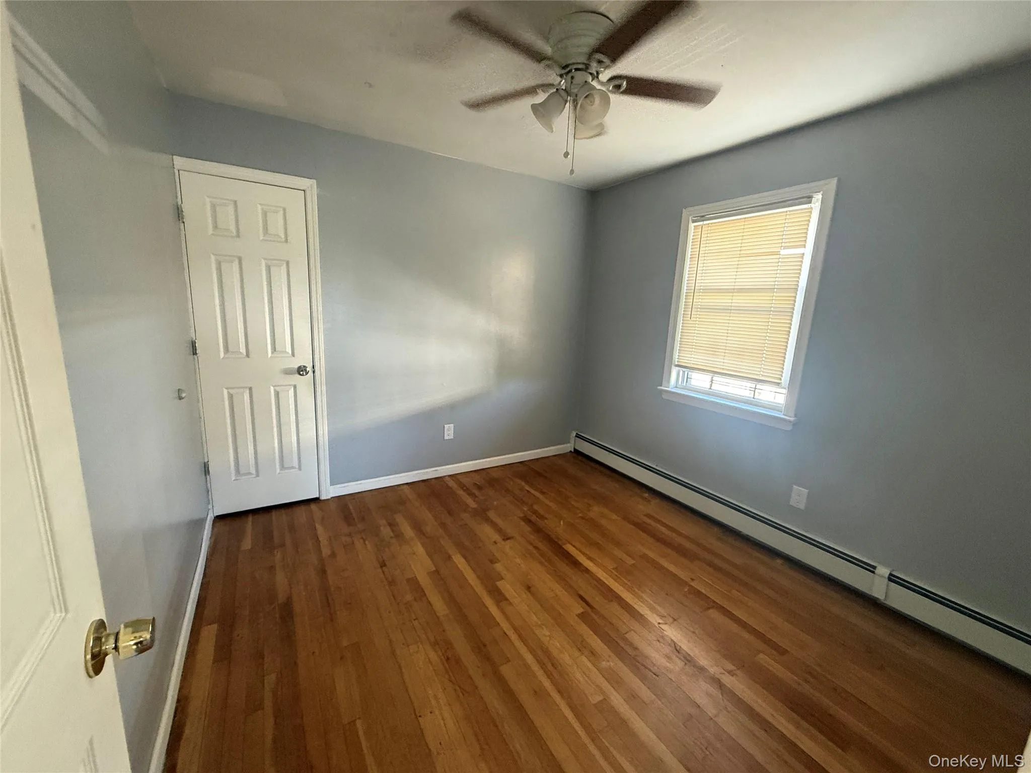 9309 103rd Avenue, New York, NY, 3 Bedrooms Bedrooms, 5 Rooms Rooms,1 BathroomBathrooms,Residential Lease,For Rent,103rd,0,999929 9309 103rd Avenue, New York, NY, 3 Bedrooms Bedrooms, 5 Rooms Rooms,1 BathroomBathrooms,Residential Lease,For Rent,103rd,0,999929