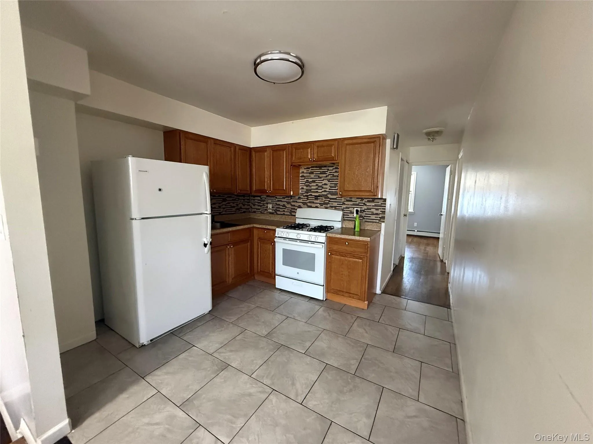 9309 103rd Avenue, New York, NY, 3 Bedrooms Bedrooms, 5 Rooms Rooms,1 BathroomBathrooms,Residential Lease,For Rent,103rd,0,999929 9309 103rd Avenue, New York, NY, 3 Bedrooms Bedrooms, 5 Rooms Rooms,1 BathroomBathrooms,Residential Lease,For Rent,103rd,0,999929