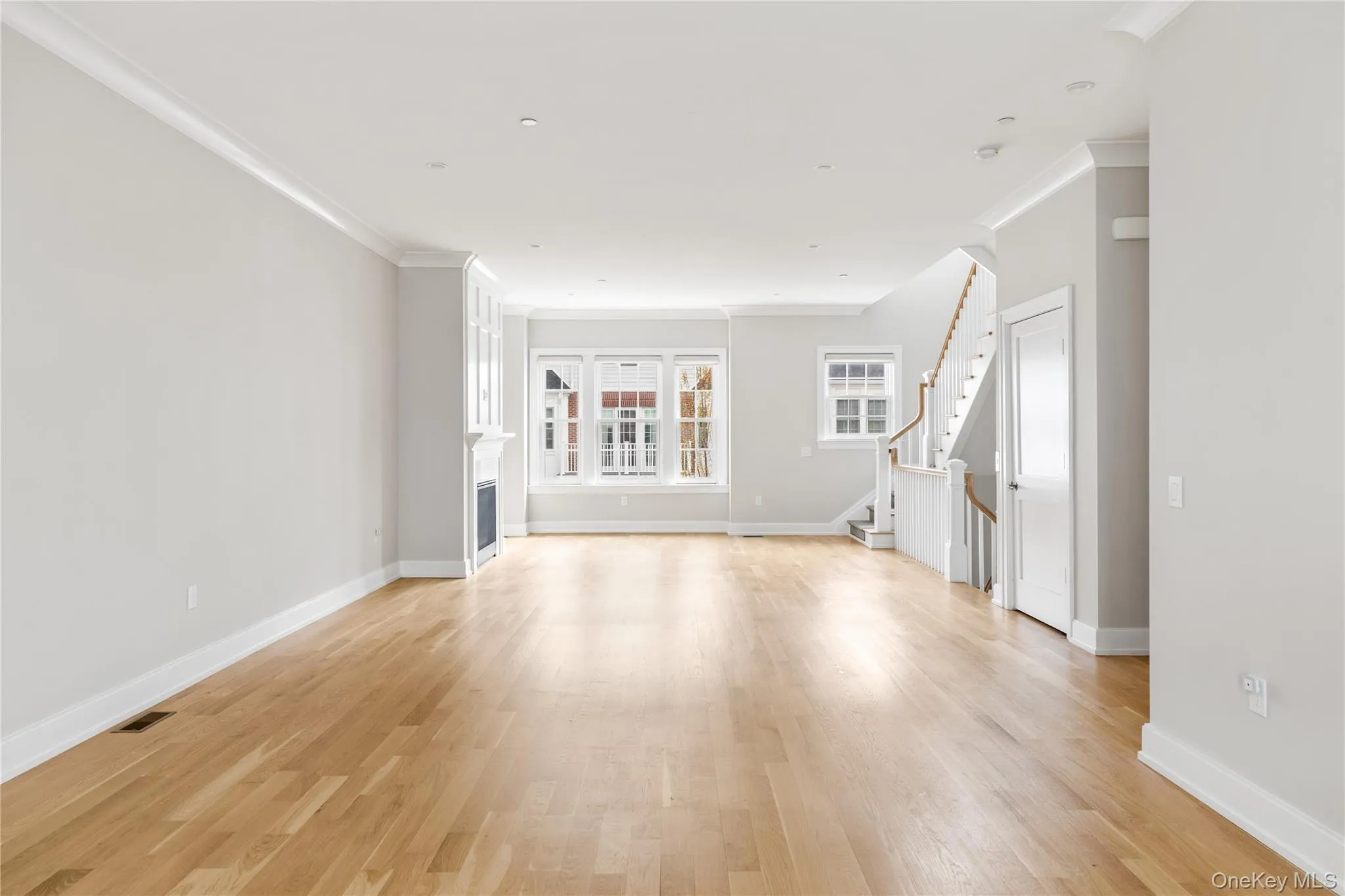 902 Mill Creek, North Hempstead, NY, 3 Bedrooms Bedrooms, 7 Rooms Rooms,3 BathroomsBathrooms,Residential Lease,For Rent,Mill,0,999932 902 Mill Creek, North Hempstead, NY, 3 Bedrooms Bedrooms, 7 Rooms Rooms,3 BathroomsBathrooms,Residential Lease,For Rent,Mill,0,999932
