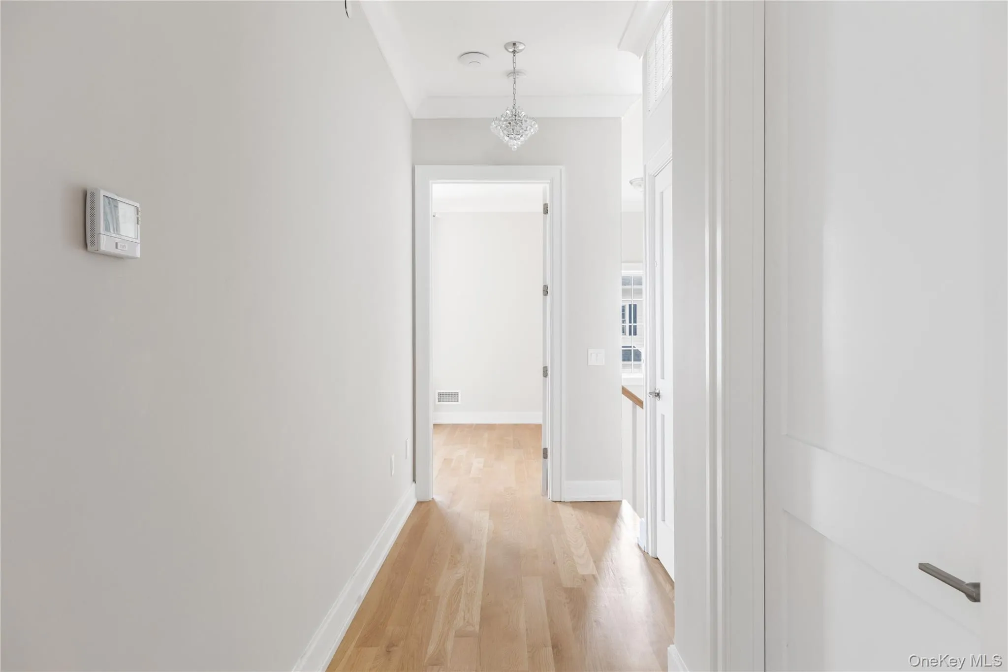 902 Mill Creek, North Hempstead, NY, 3 Bedrooms Bedrooms, 7 Rooms Rooms,3 BathroomsBathrooms,Residential Lease,For Rent,Mill,0,999932 902 Mill Creek, North Hempstead, NY, 3 Bedrooms Bedrooms, 7 Rooms Rooms,3 BathroomsBathrooms,Residential Lease,For Rent,Mill,0,999932