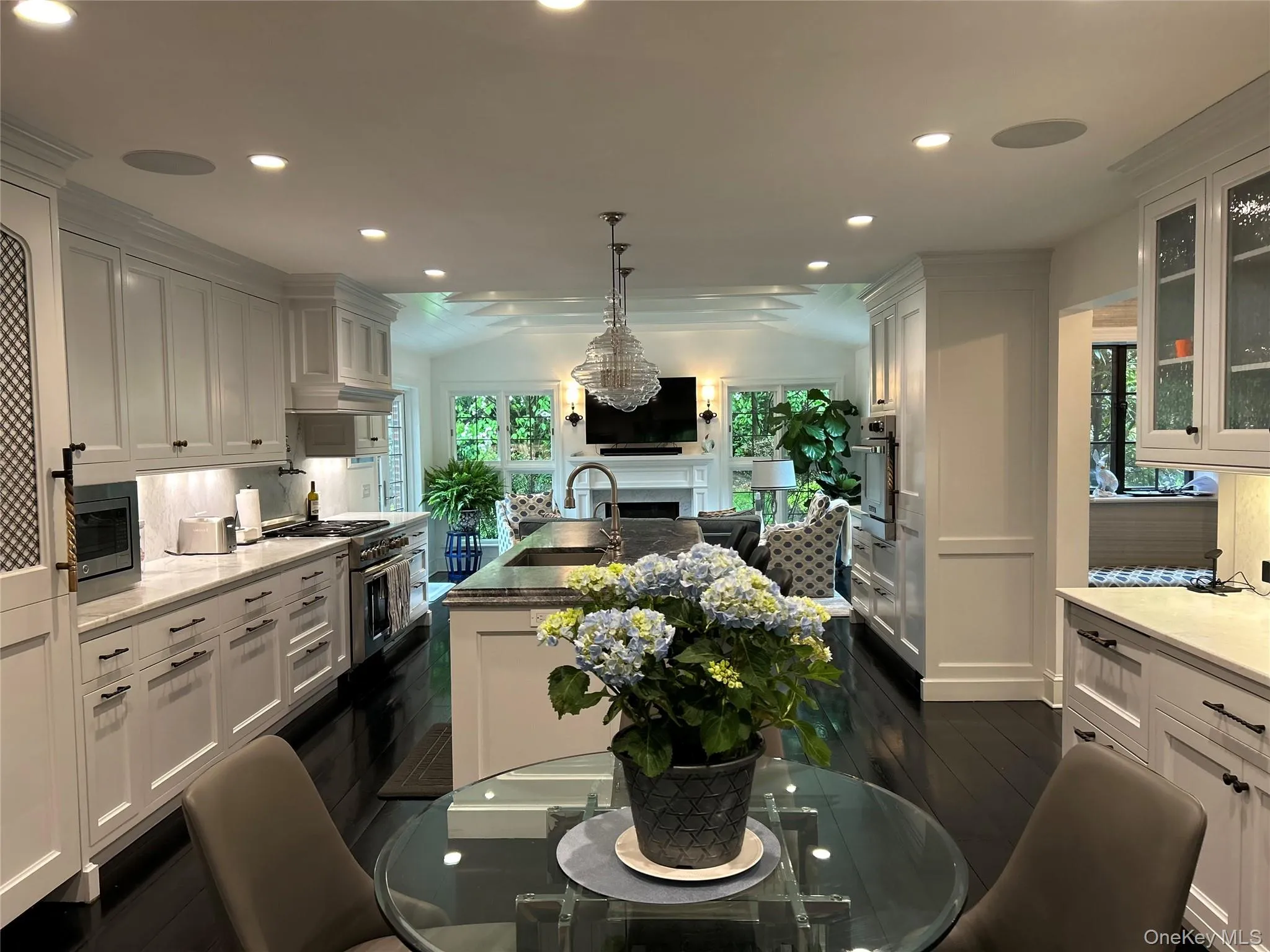 263 Corona Avenue, Pelham, NY, 6 Bedrooms Bedrooms, 12 Rooms Rooms,5 BathroomsBathrooms,Residential,For Rent,Corona,0,999933 263 Corona Avenue, Pelham, NY, 6 Bedrooms Bedrooms, 12 Rooms Rooms,5 BathroomsBathrooms,Residential,For Rent,Corona,0,999933