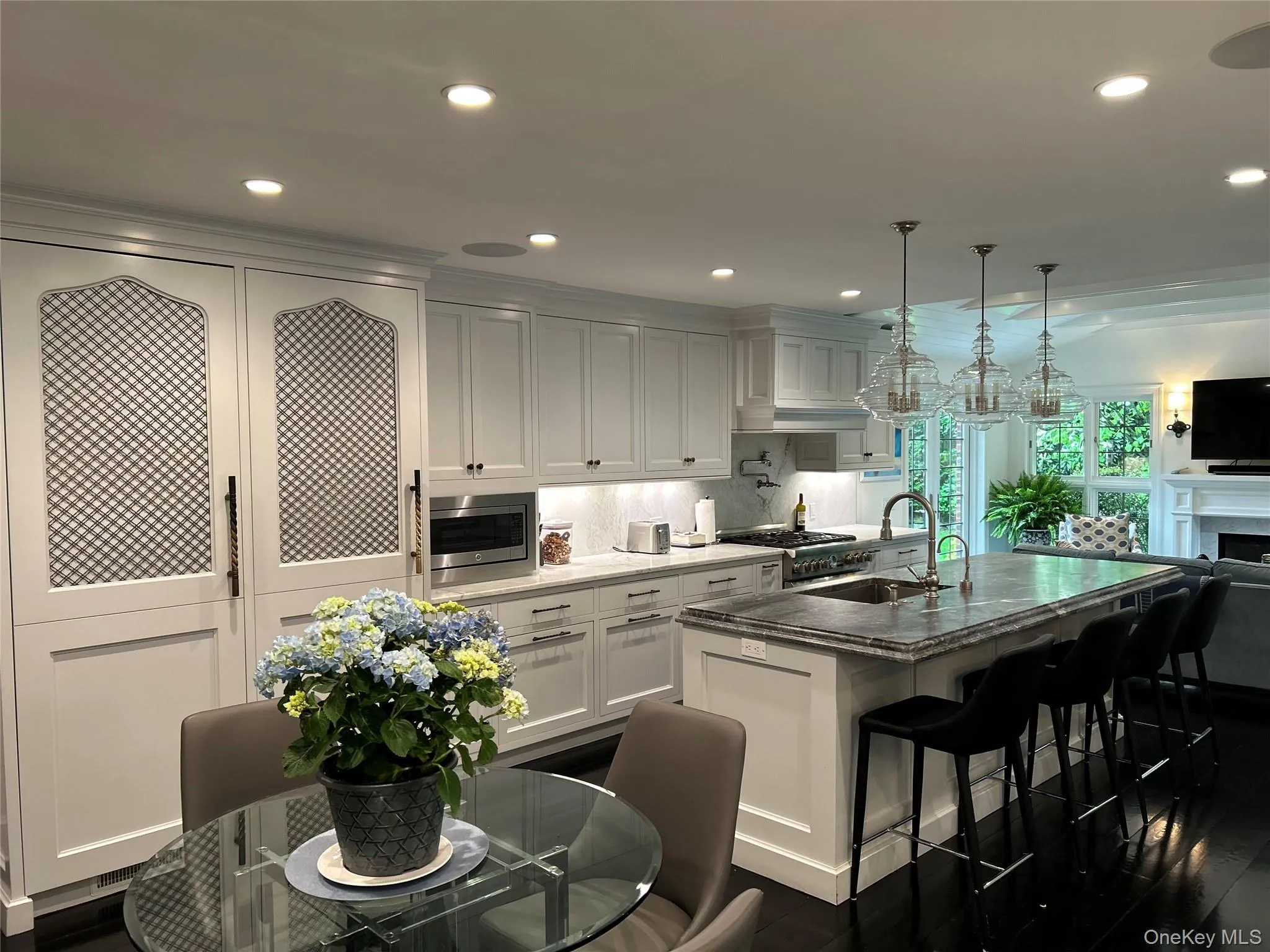 263 Corona Avenue, Pelham, NY, 6 Bedrooms Bedrooms, 12 Rooms Rooms,5 BathroomsBathrooms,Residential,For Rent,Corona,0,999933 263 Corona Avenue, Pelham, NY, 6 Bedrooms Bedrooms, 12 Rooms Rooms,5 BathroomsBathrooms,Residential,For Rent,Corona,0,999933