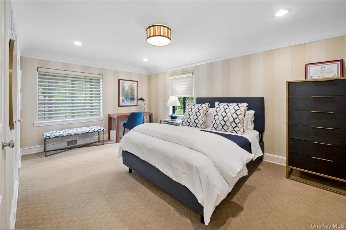 263 Corona Avenue, Pelham, NY, 6 Bedrooms Bedrooms, 12 Rooms Rooms,5 BathroomsBathrooms,Residential,For Rent,Corona,0,999933 263 Corona Avenue, Pelham, NY, 6 Bedrooms Bedrooms, 12 Rooms Rooms,5 BathroomsBathrooms,Residential,For Rent,Corona,0,999933