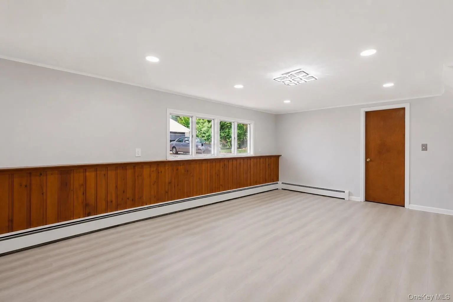 1413 Peters Boulevard, Islip, NY, 3 Bedrooms Bedrooms, 7 Rooms Rooms,2 BathroomsBathrooms,Residential,For Rent,Peters,0,999944 1413 Peters Boulevard, Islip, NY, 3 Bedrooms Bedrooms, 7 Rooms Rooms,2 BathroomsBathrooms,Residential,For Rent,Peters,0,999944