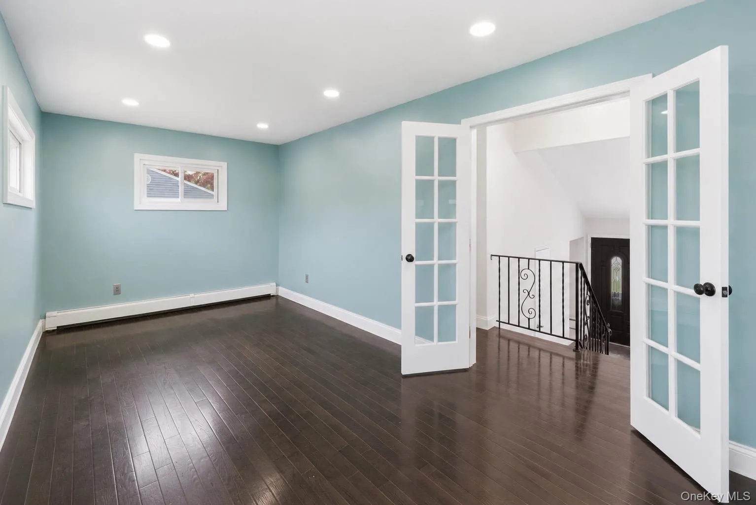 1413 Peters Boulevard, Islip, NY, 3 Bedrooms Bedrooms, 7 Rooms Rooms,2 BathroomsBathrooms,Residential,For Rent,Peters,0,999944 1413 Peters Boulevard, Islip, NY, 3 Bedrooms Bedrooms, 7 Rooms Rooms,2 BathroomsBathrooms,Residential,For Rent,Peters,0,999944