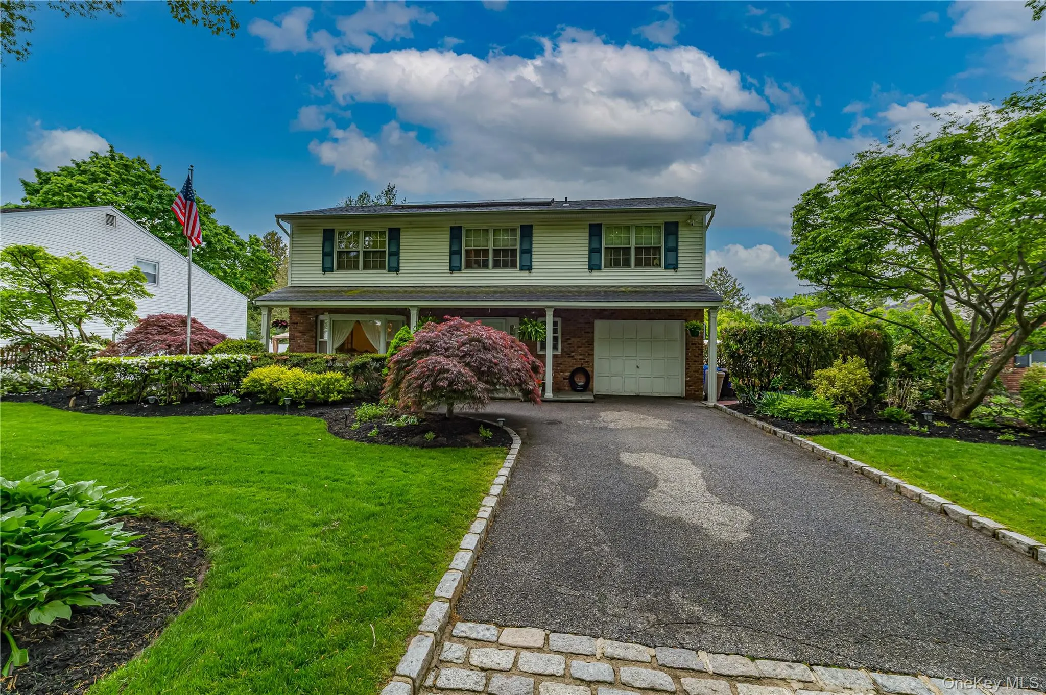 32 Dressler Road, Huntington, NY, 5 Bedrooms Bedrooms, 8 Rooms Rooms,3 BathroomsBathrooms,Residential,For Rent,Dressler,0,999945 32 Dressler Road, Huntington, NY, 5 Bedrooms Bedrooms, 8 Rooms Rooms,3 BathroomsBathrooms,Residential,For Rent,Dressler,0,999945