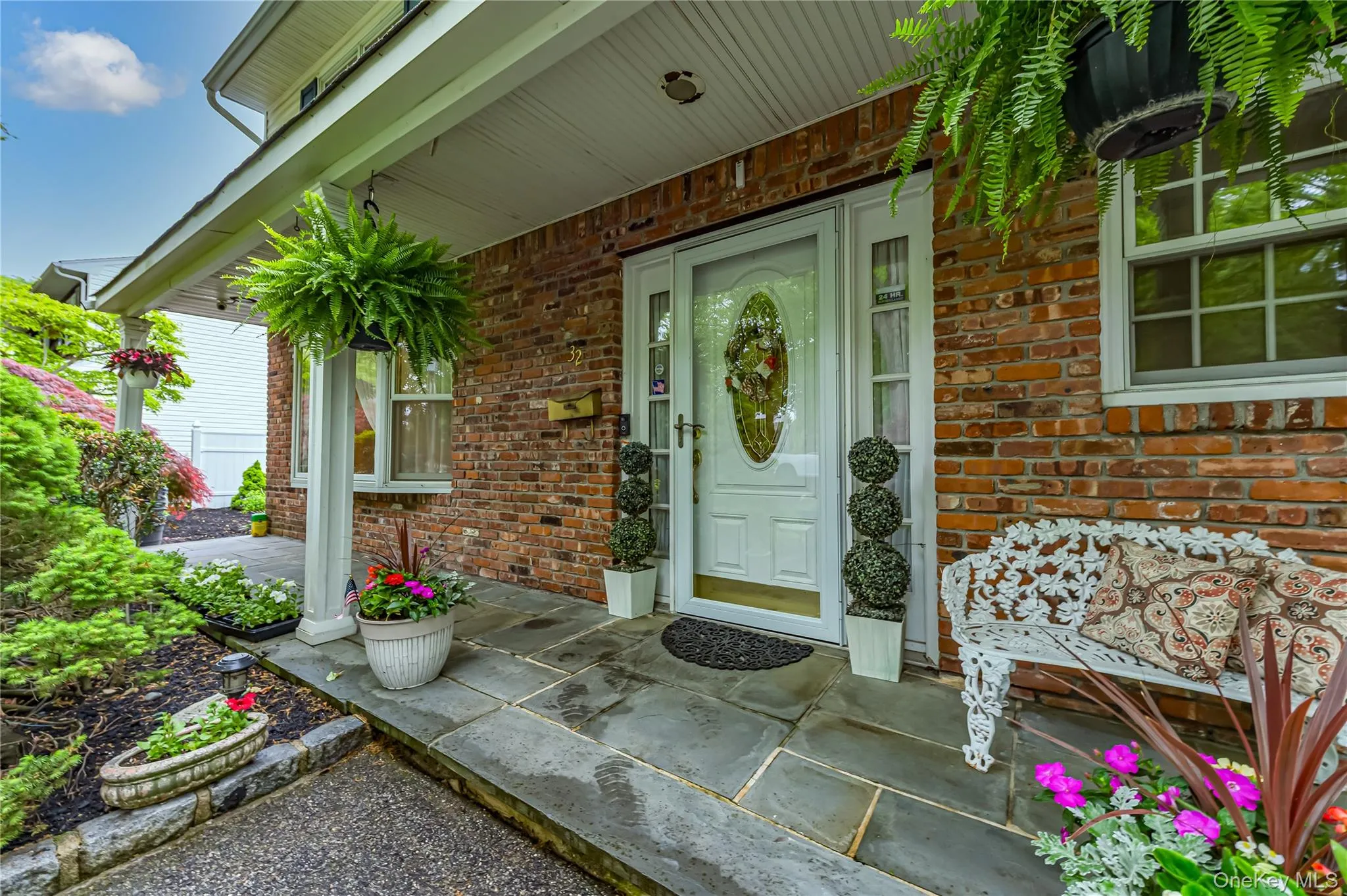 32 Dressler Road, Huntington, NY, 5 Bedrooms Bedrooms, 8 Rooms Rooms,3 BathroomsBathrooms,Residential,For Rent,Dressler,0,999945 32 Dressler Road, Huntington, NY, 5 Bedrooms Bedrooms, 8 Rooms Rooms,3 BathroomsBathrooms,Residential,For Rent,Dressler,0,999945