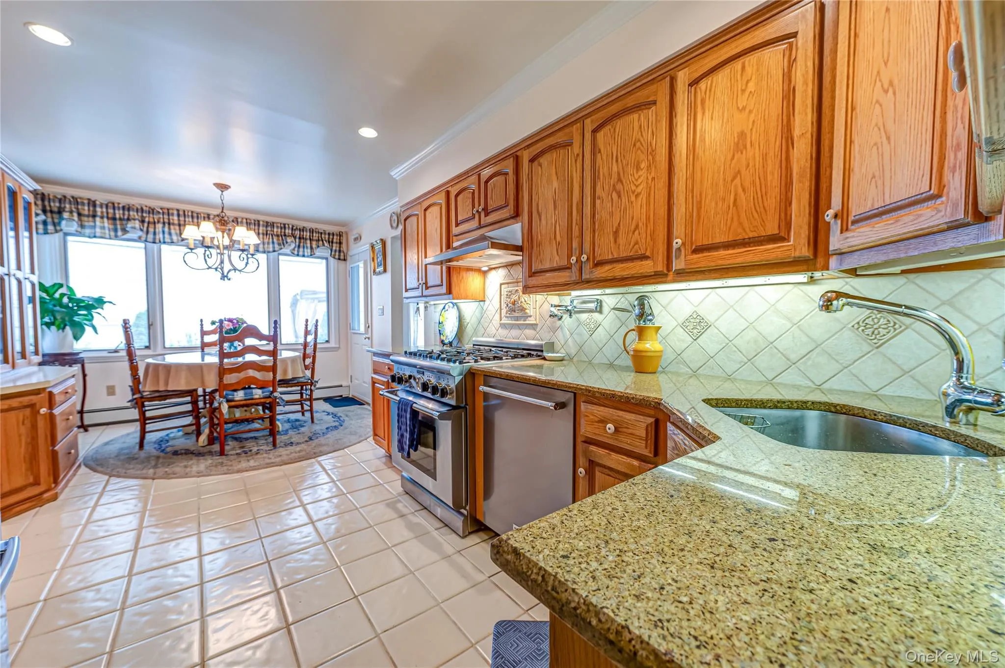 32 Dressler Road, Huntington, NY, 5 Bedrooms Bedrooms, 8 Rooms Rooms,3 BathroomsBathrooms,Residential,For Rent,Dressler,0,999945 32 Dressler Road, Huntington, NY, 5 Bedrooms Bedrooms, 8 Rooms Rooms,3 BathroomsBathrooms,Residential,For Rent,Dressler,0,999945